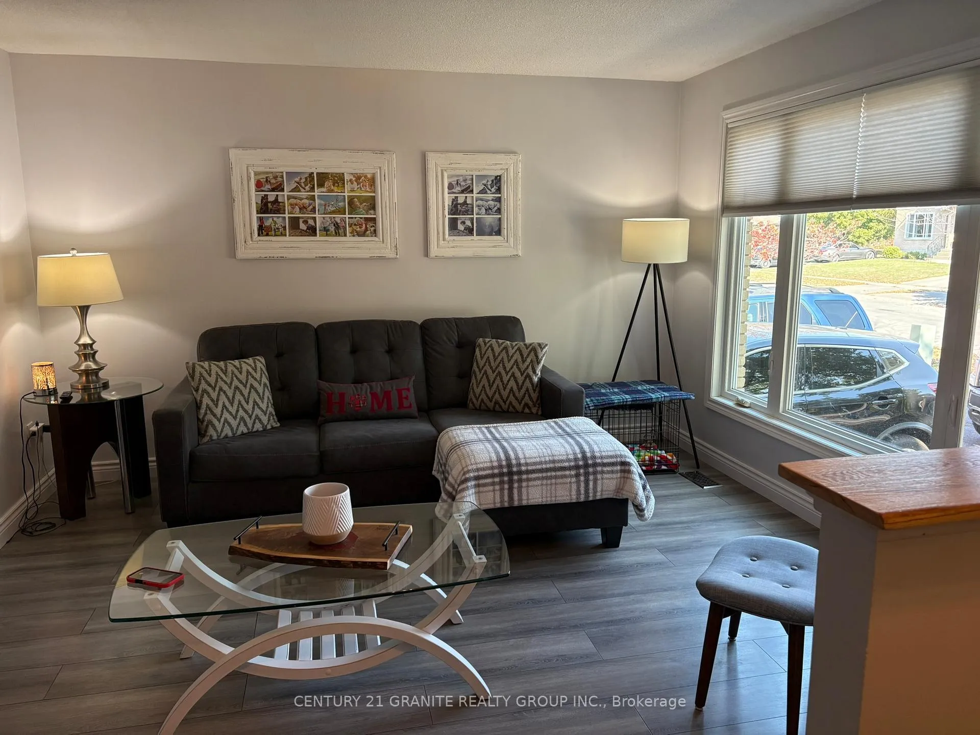 Photo 3 of 1019 Sprucewood Crescent, Kingston, City Northwest — HOMEH