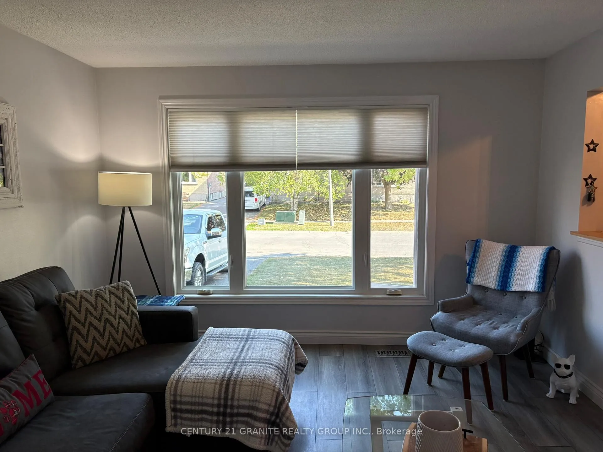 Photo 5 of 1019 Sprucewood Crescent, Kingston, City Northwest — HOMEH