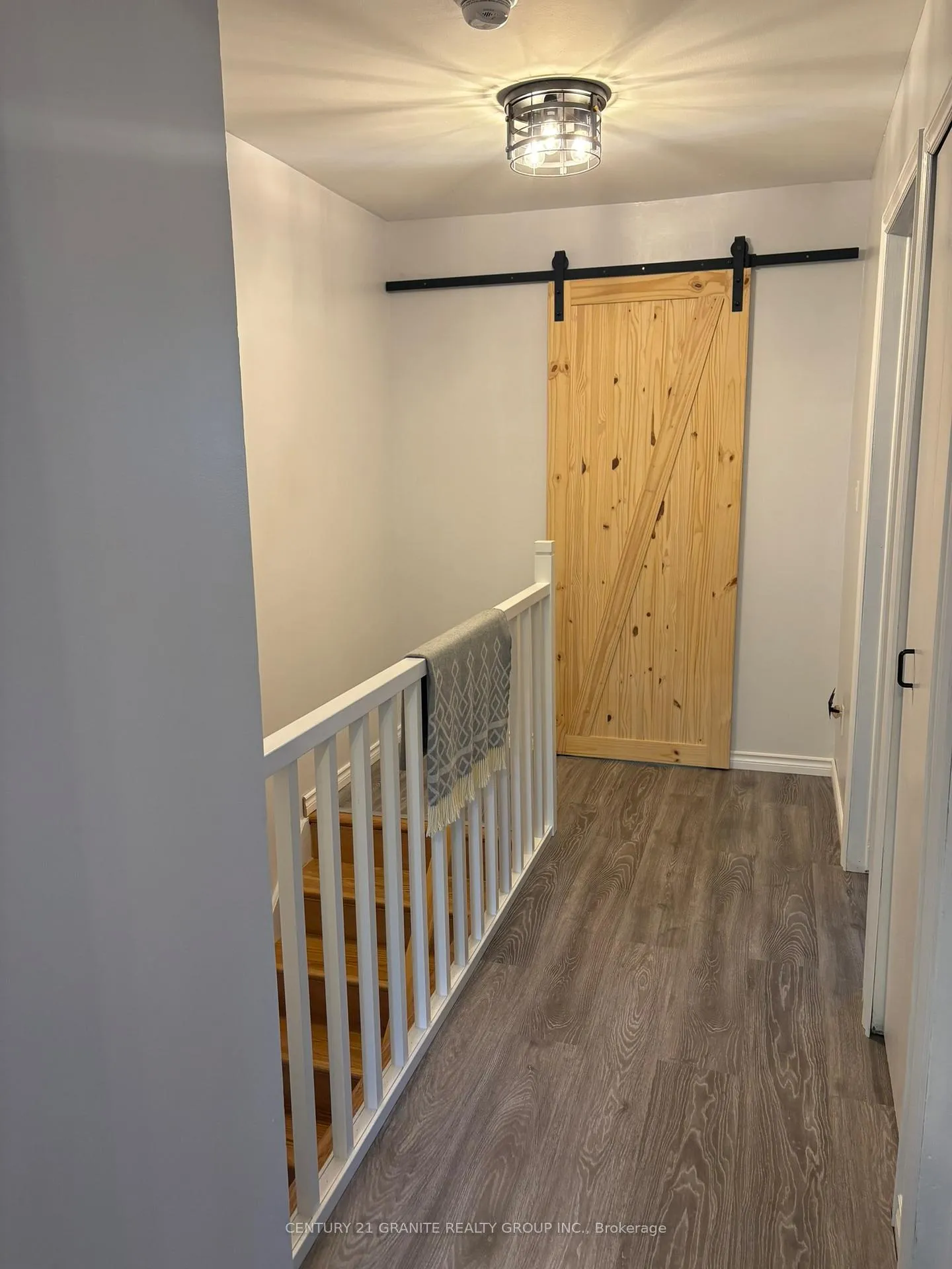 Photo 20 of 1019 Sprucewood Crescent, Kingston, City Northwest — HOMEH