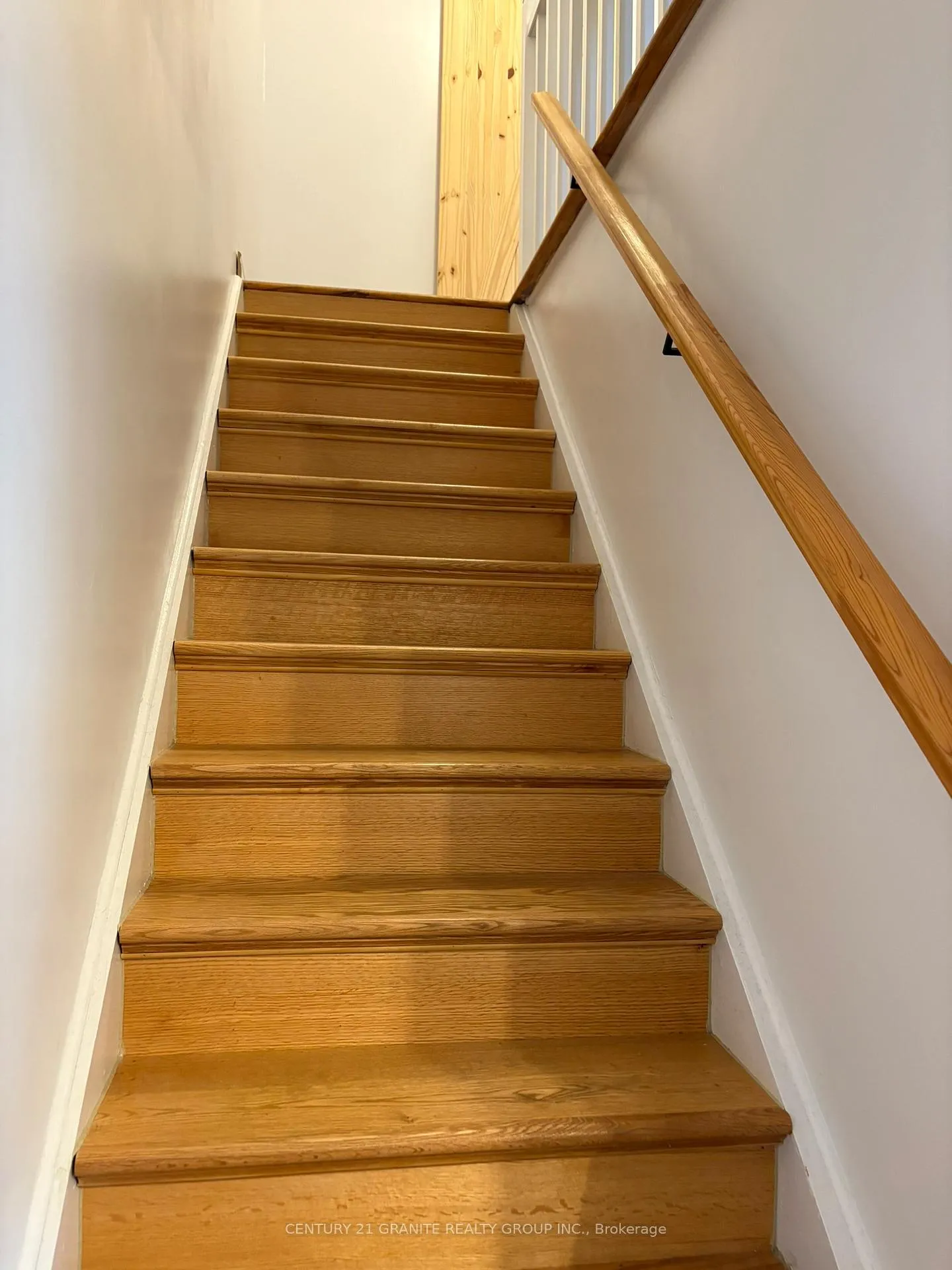 Photo 26 of 1019 Sprucewood Crescent, Kingston, City Northwest — HOMEH