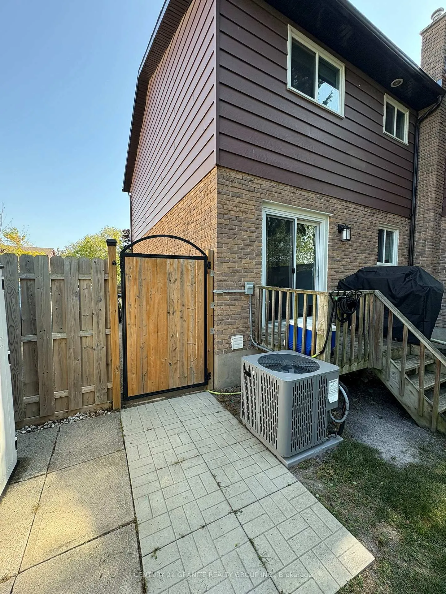 Photo 45 of 1019 Sprucewood Crescent, Kingston, City Northwest — HOMEH