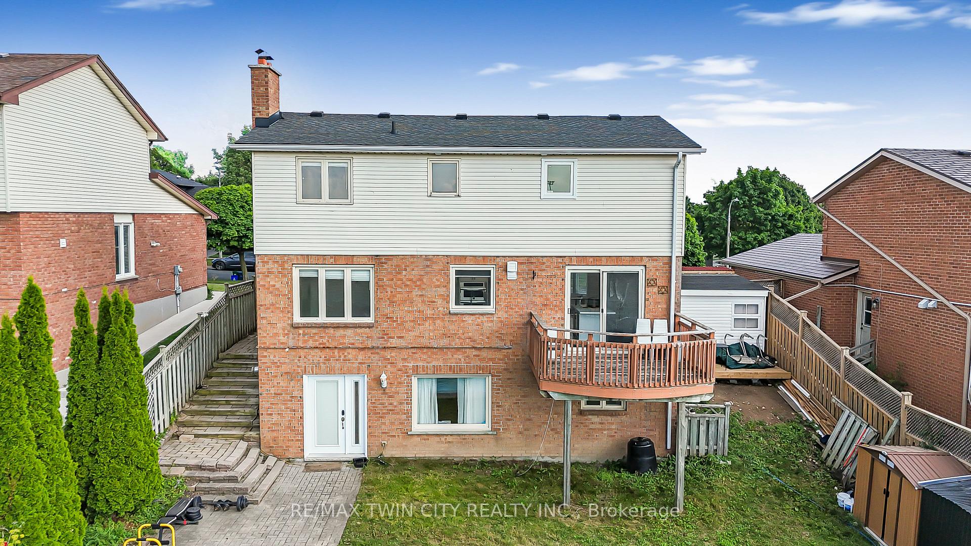 Photo 35 of 40 Ebydale Drive, Kitchener — HOMEH