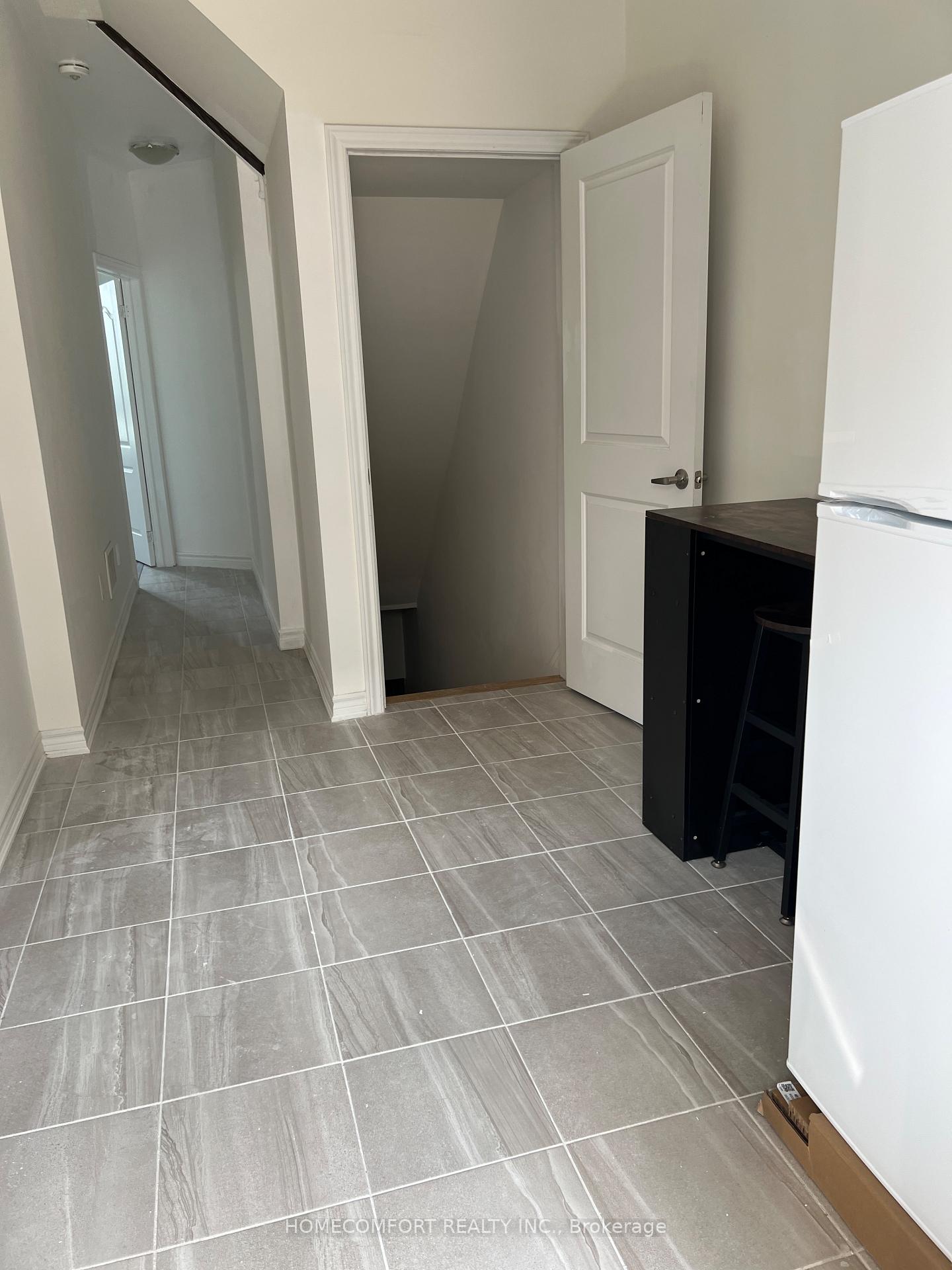 Photo 12 of 28 Chicago Lane, Markham, Wismer — HOMEH