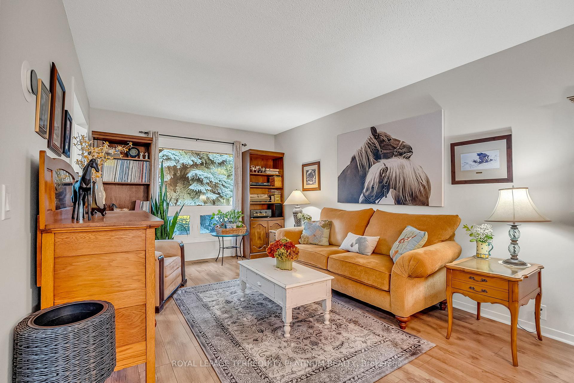 Photo 6 of 30 Vanessa Road, Markham, Markville — HOMEH