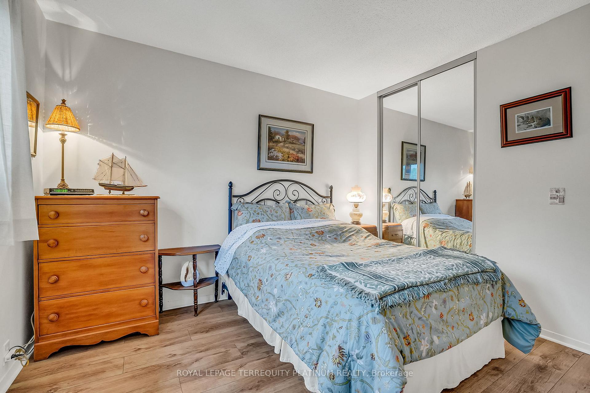 Photo 23 of 30 Vanessa Road, Markham, Markville — HOMEH