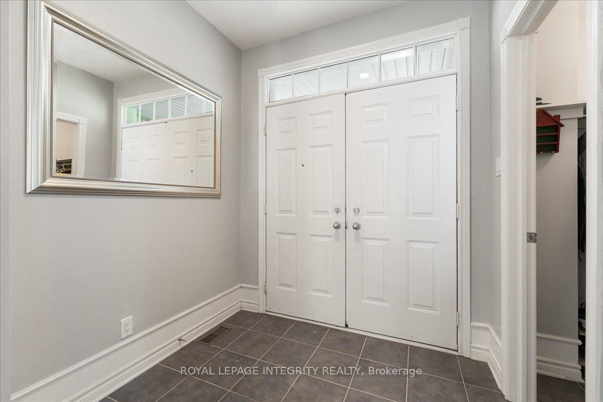 Photo 3 of 5 Bryant Street, Ottawa, Kanata - Kanata Lakes/Heritage Hills — HOMEH