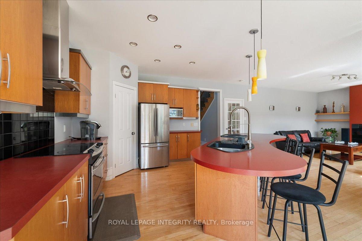 Photo 12 of 5 Bryant Street, Ottawa, Kanata - Kanata Lakes/Heritage Hills — HOMEH