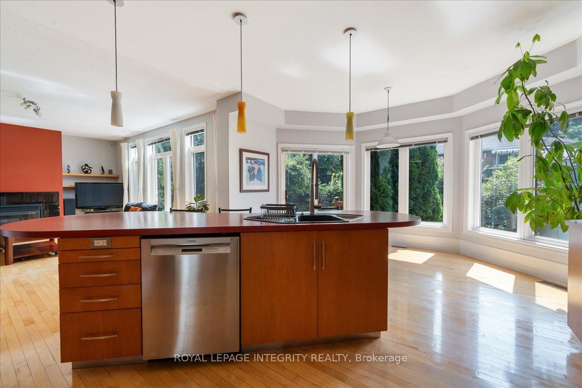 Photo 13 of 5 Bryant Street, Ottawa, Kanata - Kanata Lakes/Heritage Hills — HOMEH