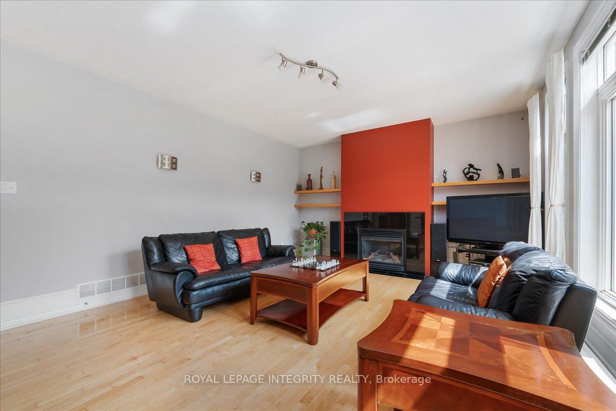Photo 16 of 5 Bryant Street, Ottawa, Kanata - Kanata Lakes/Heritage Hills — HOMEH