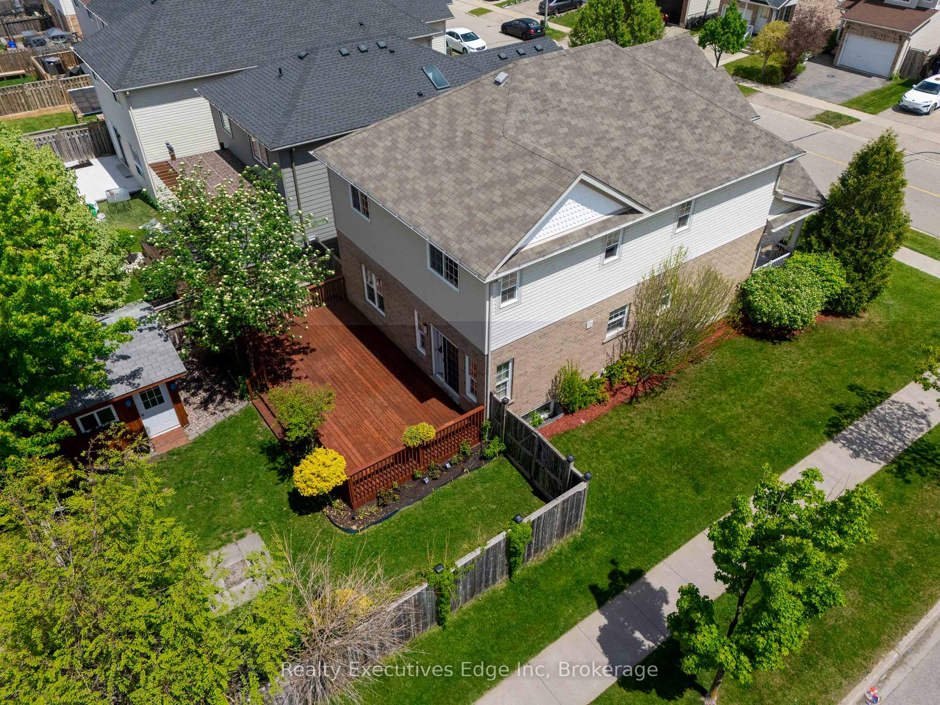 Photo 46 of 3 Cannes Street, Kitchener — HOMEH