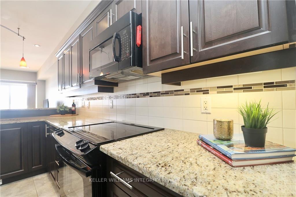Photo 9 of 1015 Marconi Avenue, Ottawa, Kanata - Morgan's Grant/South March — HOMEH