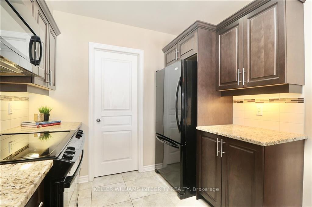 Photo 10 of 1015 Marconi Avenue, Ottawa, Kanata - Morgan's Grant/South March — HOMEH