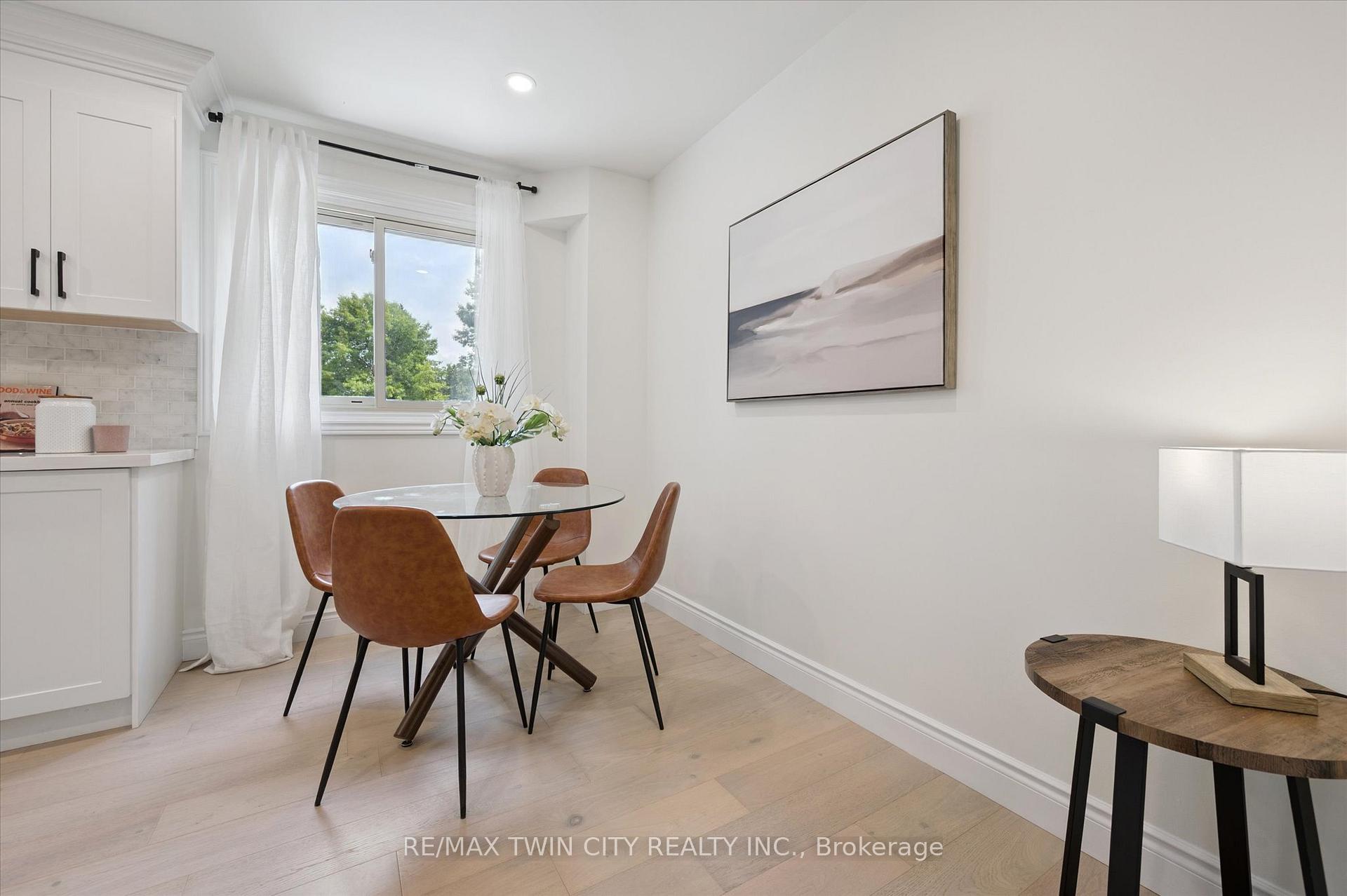 Photo 9 of 71 Overlea Drive, Kitchener — HOMEH