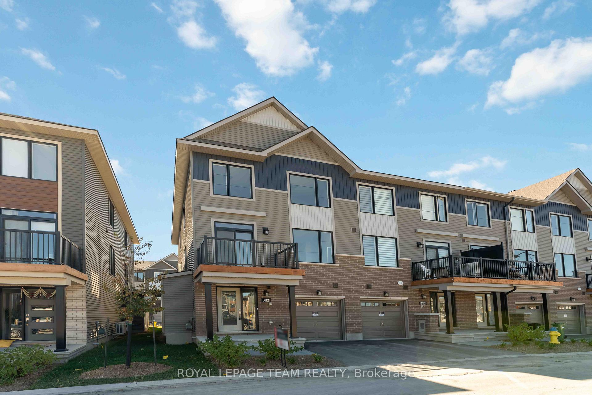 Photo 3 of 382 Clearpath Private, Ottawa, Kanata - Kanata Lakes/Heritage Hills — HOMEH