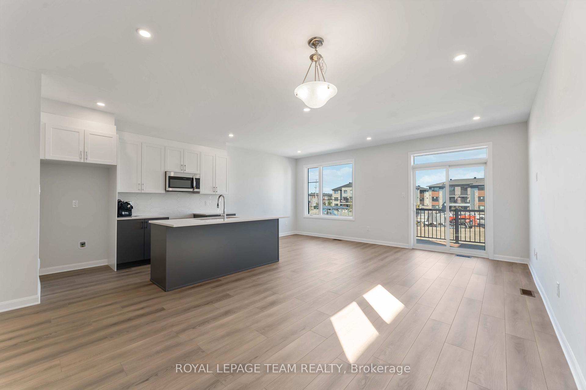 Photo 9 of 382 Clearpath Private, Ottawa, Kanata - Kanata Lakes/Heritage Hills — HOMEH