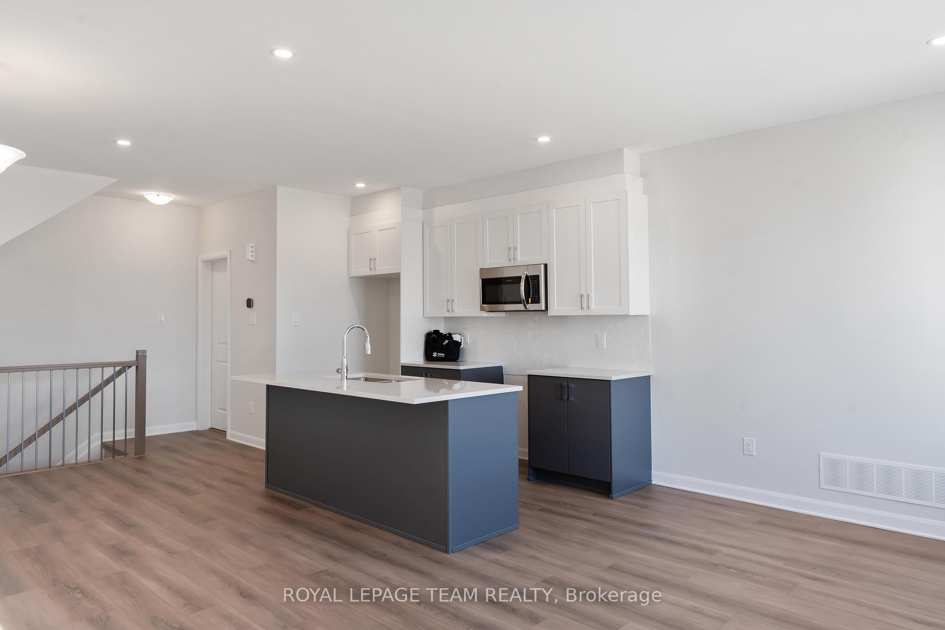 Photo 11 of 382 Clearpath Private, Ottawa, Kanata - Kanata Lakes/Heritage Hills — HOMEH