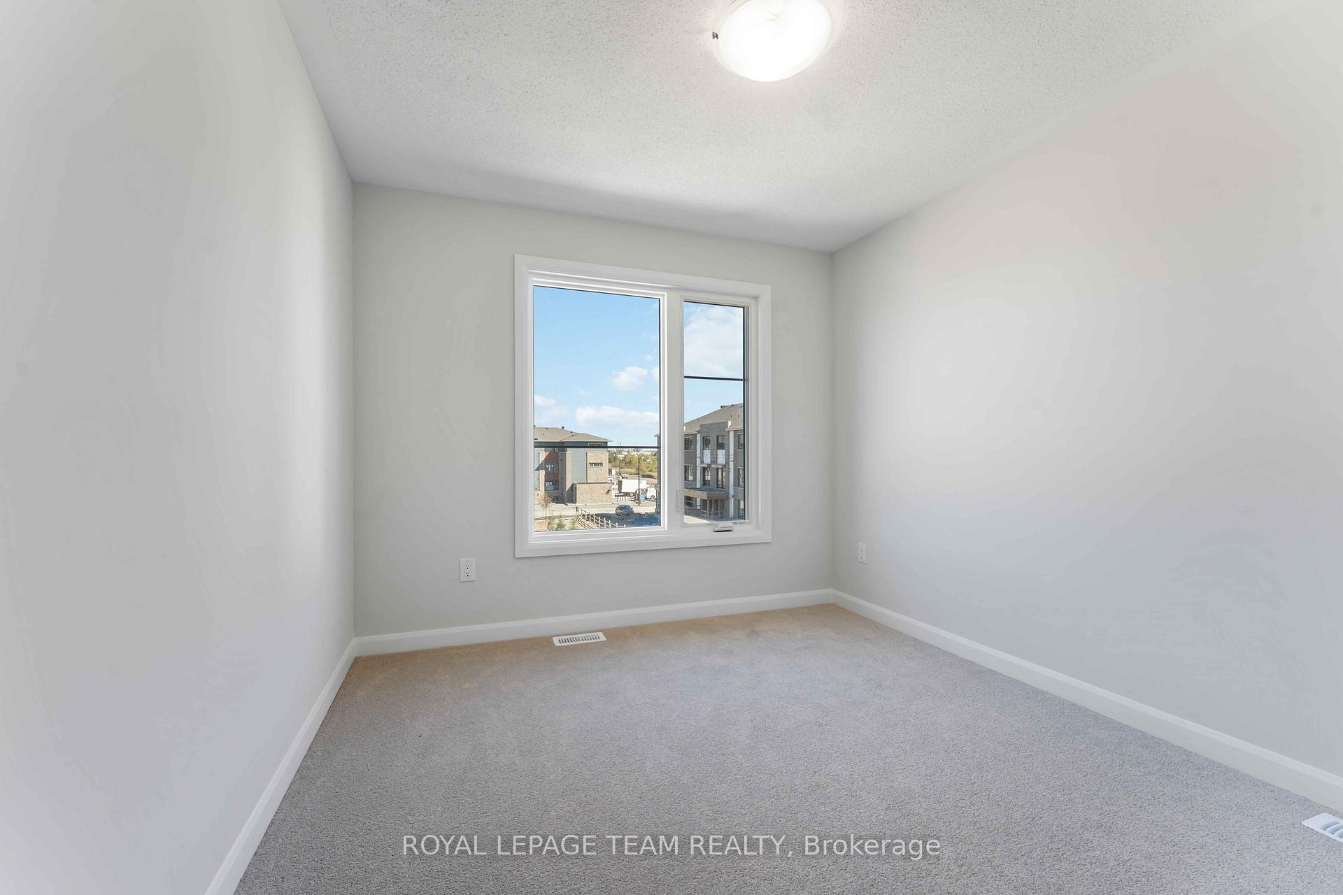 Photo 19 of 382 Clearpath Private, Ottawa, Kanata - Kanata Lakes/Heritage Hills — HOMEH