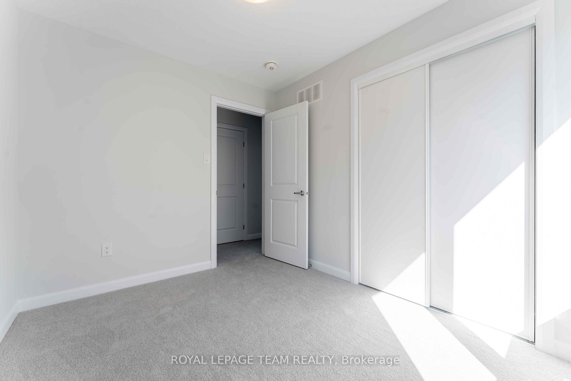 Photo 22 of 382 Clearpath Private, Ottawa, Kanata - Kanata Lakes/Heritage Hills — HOMEH