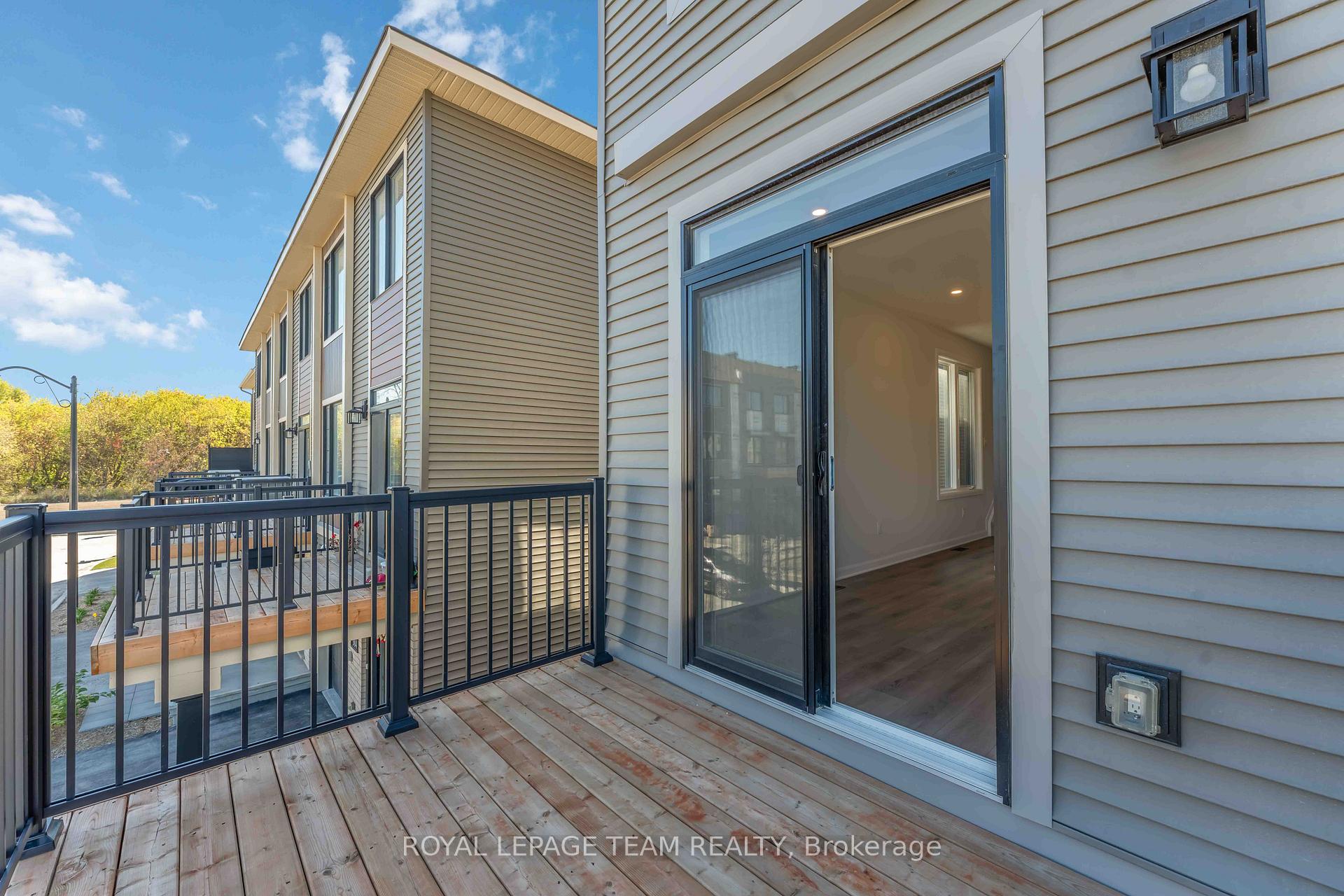 Photo 27 of 382 Clearpath Private, Ottawa, Kanata - Kanata Lakes/Heritage Hills — HOMEH