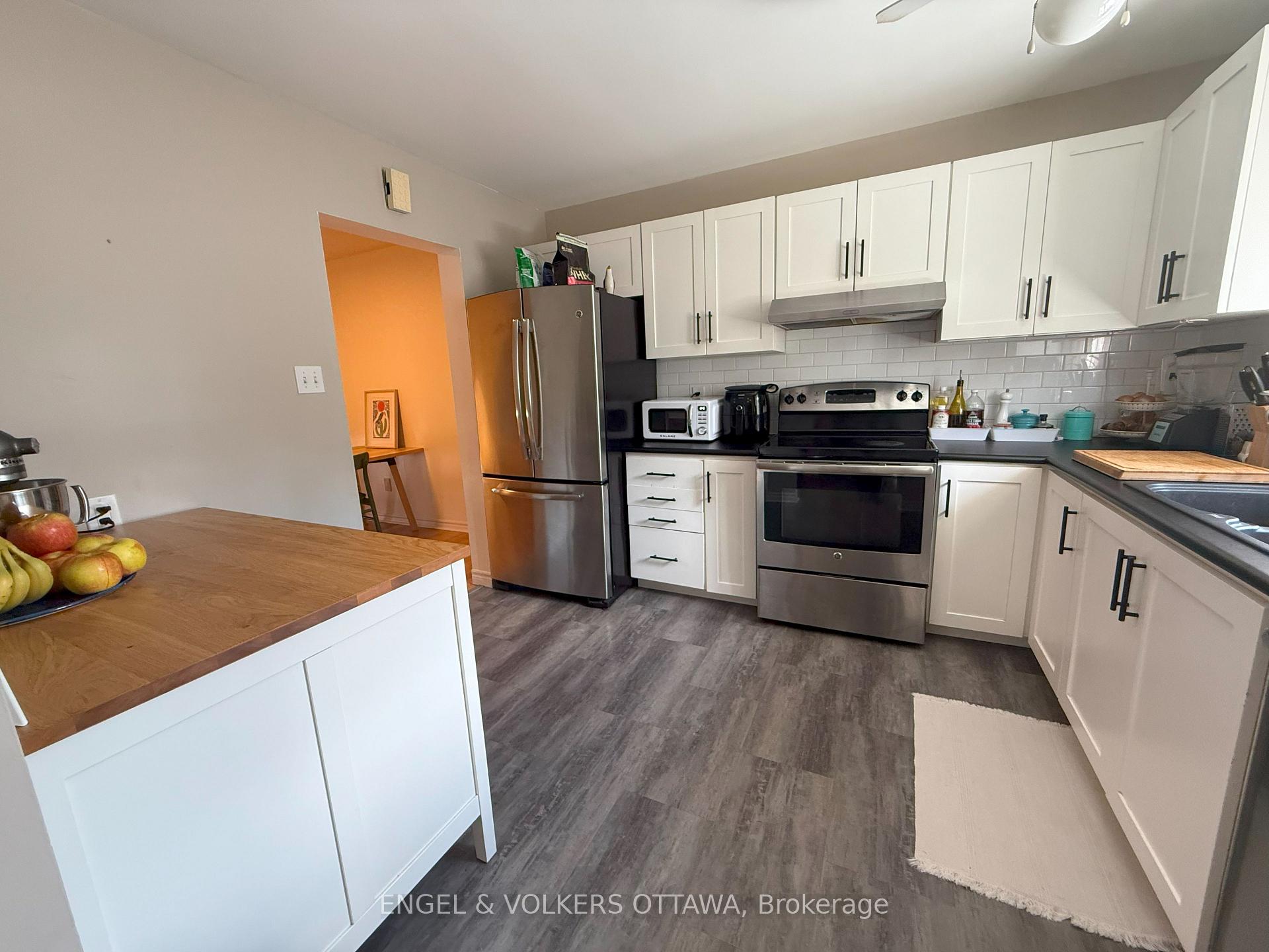 Photo 7 of 37 Lightfoot Place, Ottawa, Kanata - Katimavik — HOMEH
