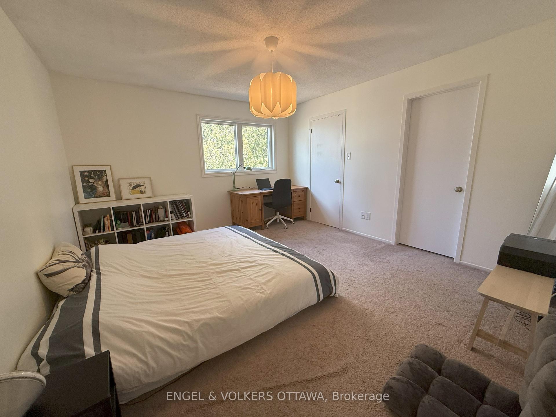Photo 13 of 37 Lightfoot Place, Ottawa, Kanata - Katimavik — HOMEH
