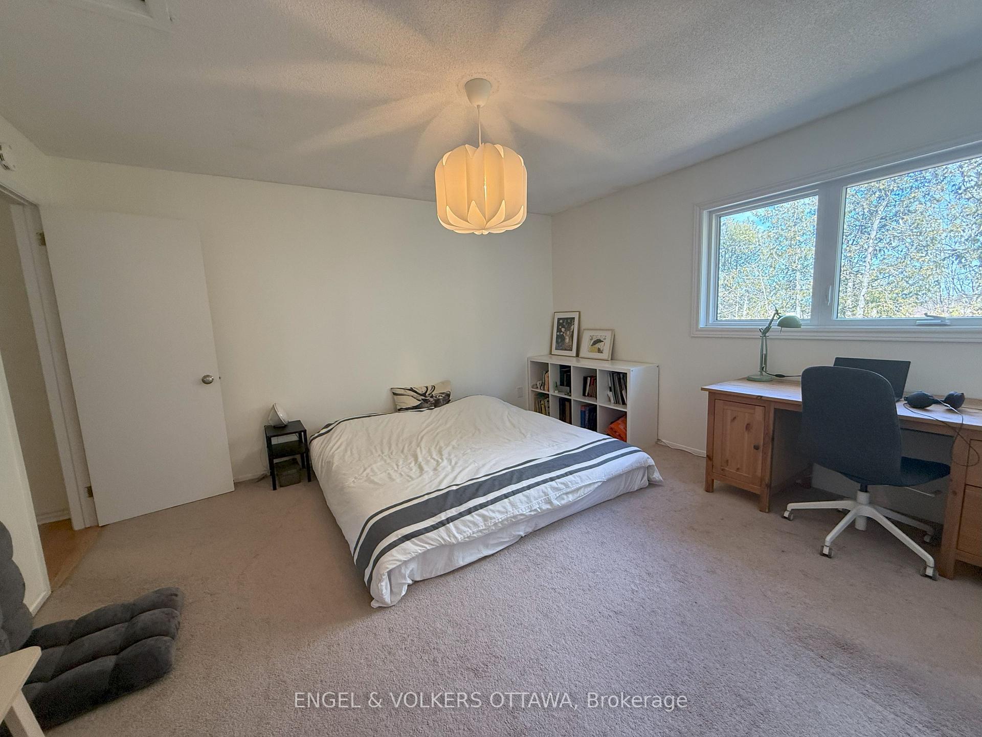 Photo 14 of 37 Lightfoot Place, Ottawa, Kanata - Katimavik — HOMEH