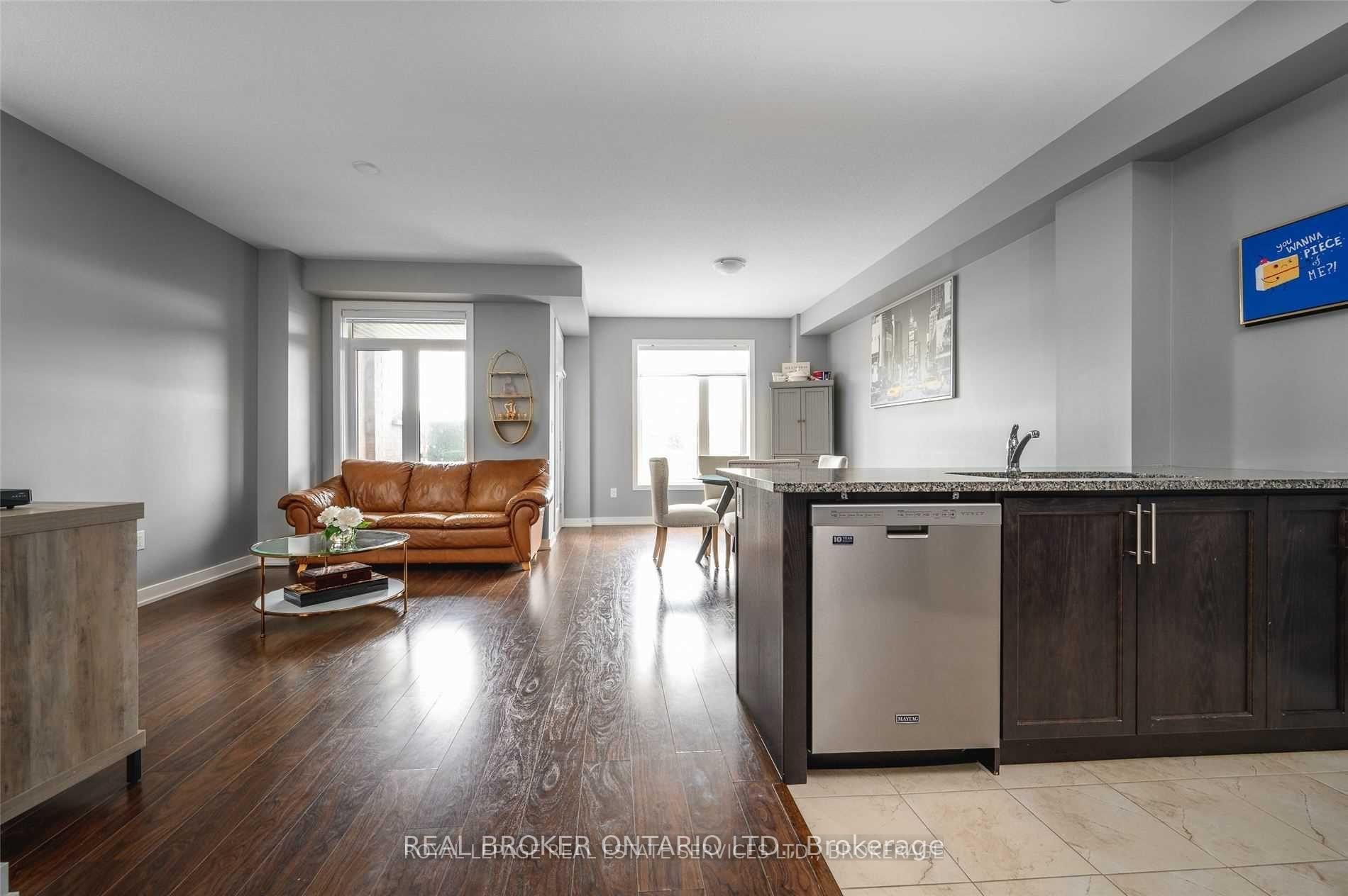 Photo 5 of Unit 65, 590 North Service Road, Hamilton, Lakeshore — HOMEH