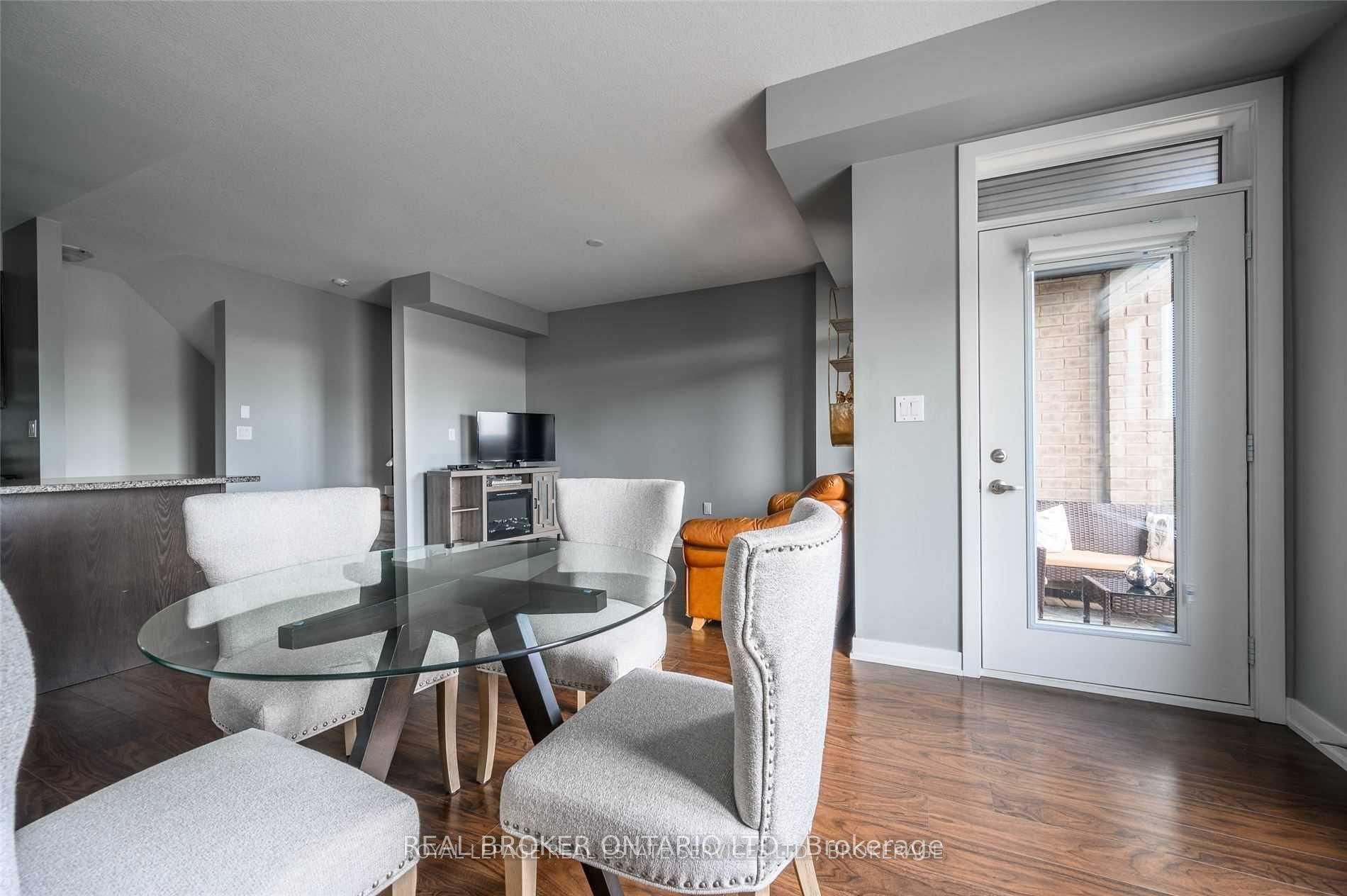 Photo 10 of Unit 65, 590 North Service Road, Hamilton, Lakeshore — HOMEH