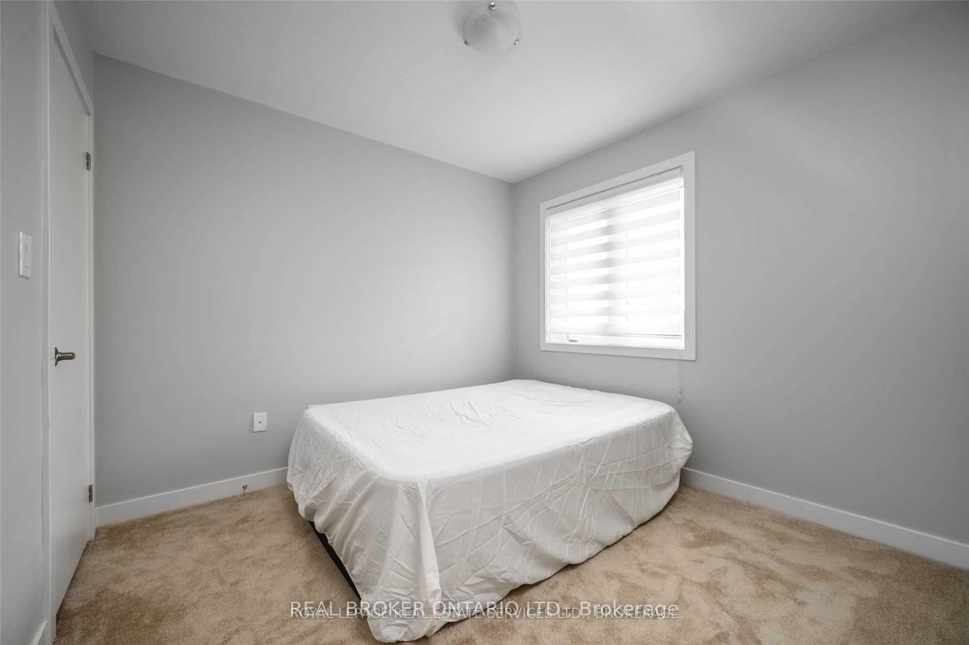 Photo 14 of Unit 65, 590 North Service Road, Hamilton, Lakeshore — HOMEH