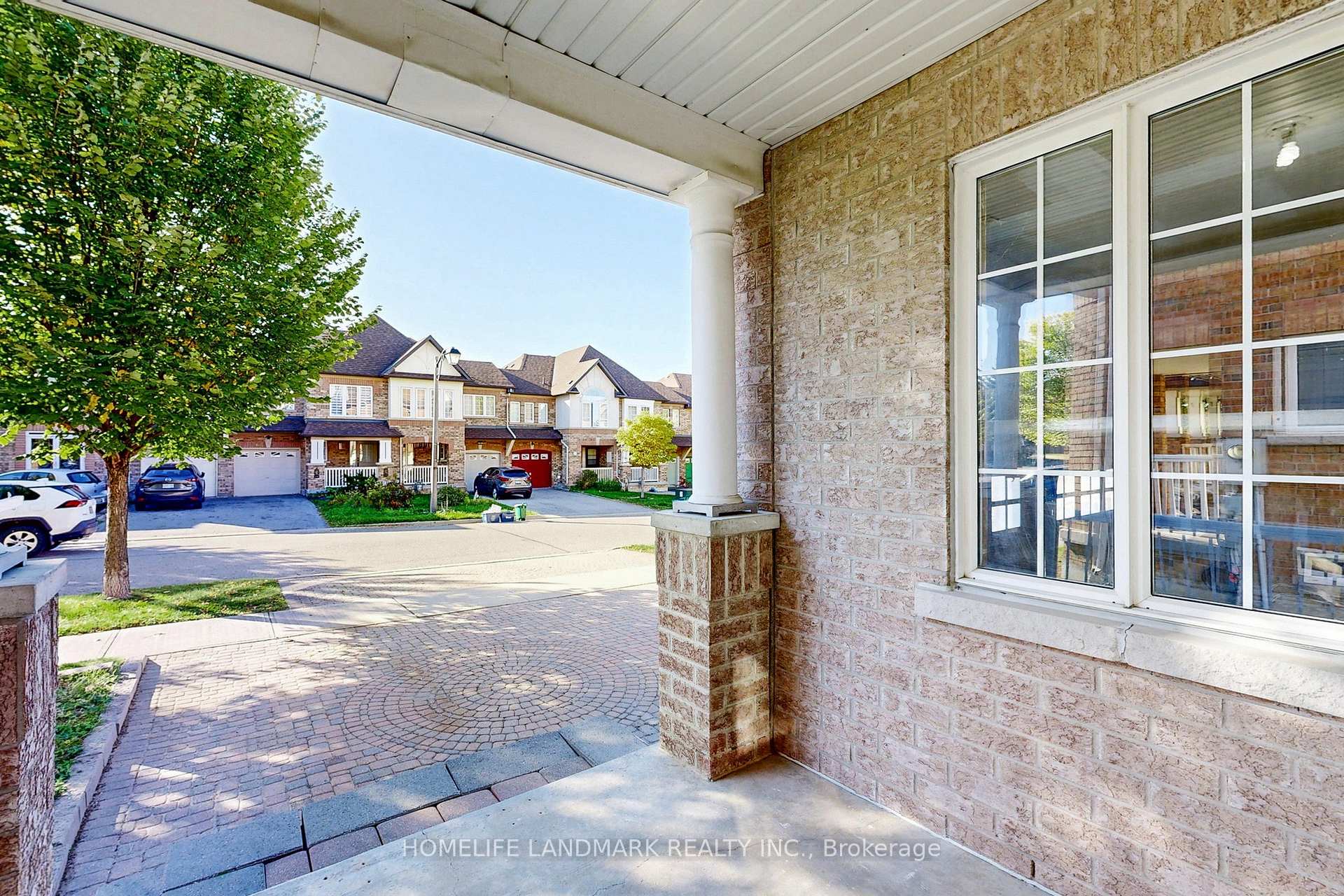 Photo 3 of 62 Elmrill Road, Markham, Berczy — HOMEH