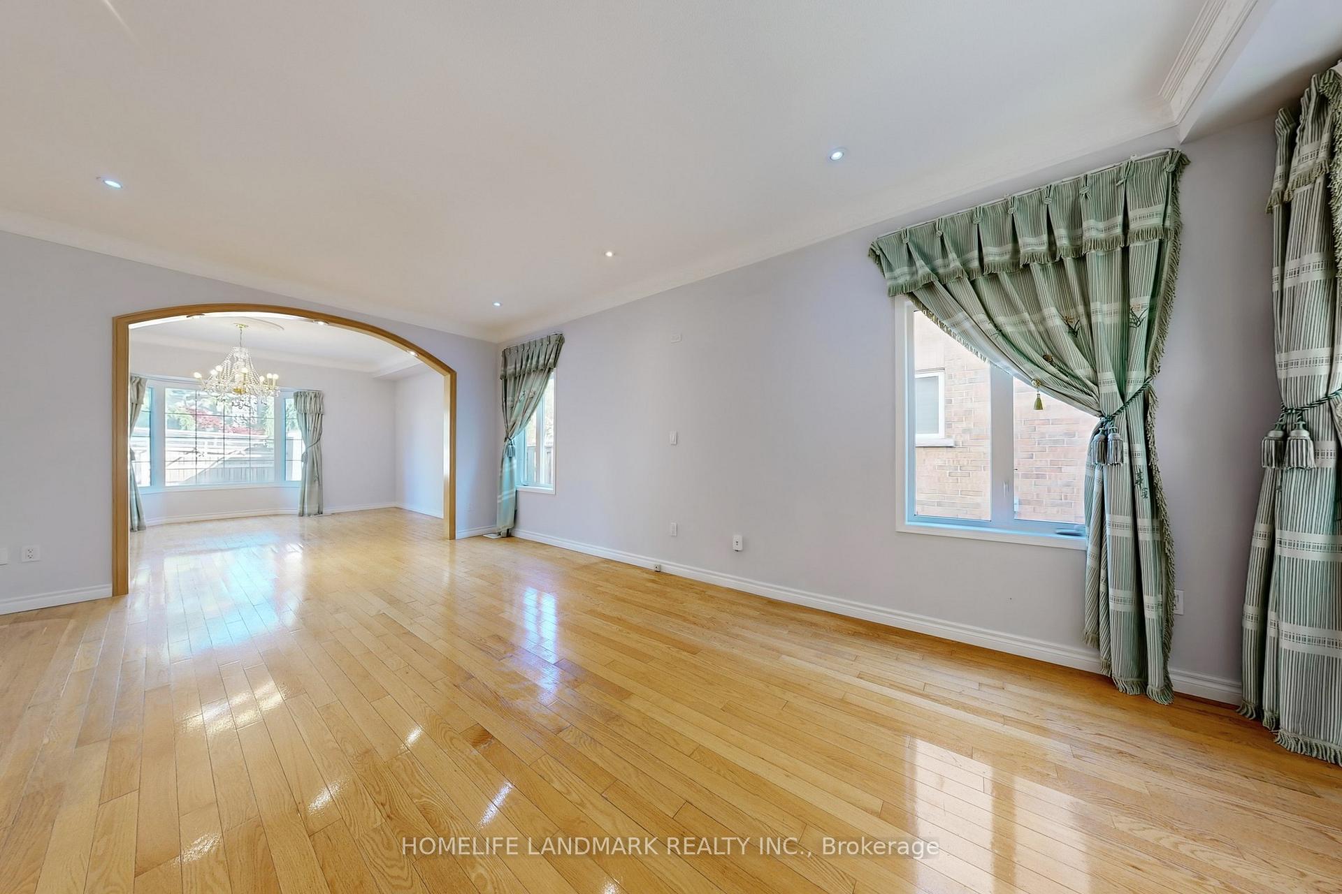 Photo 7 of 62 Elmrill Road, Markham, Berczy — HOMEH