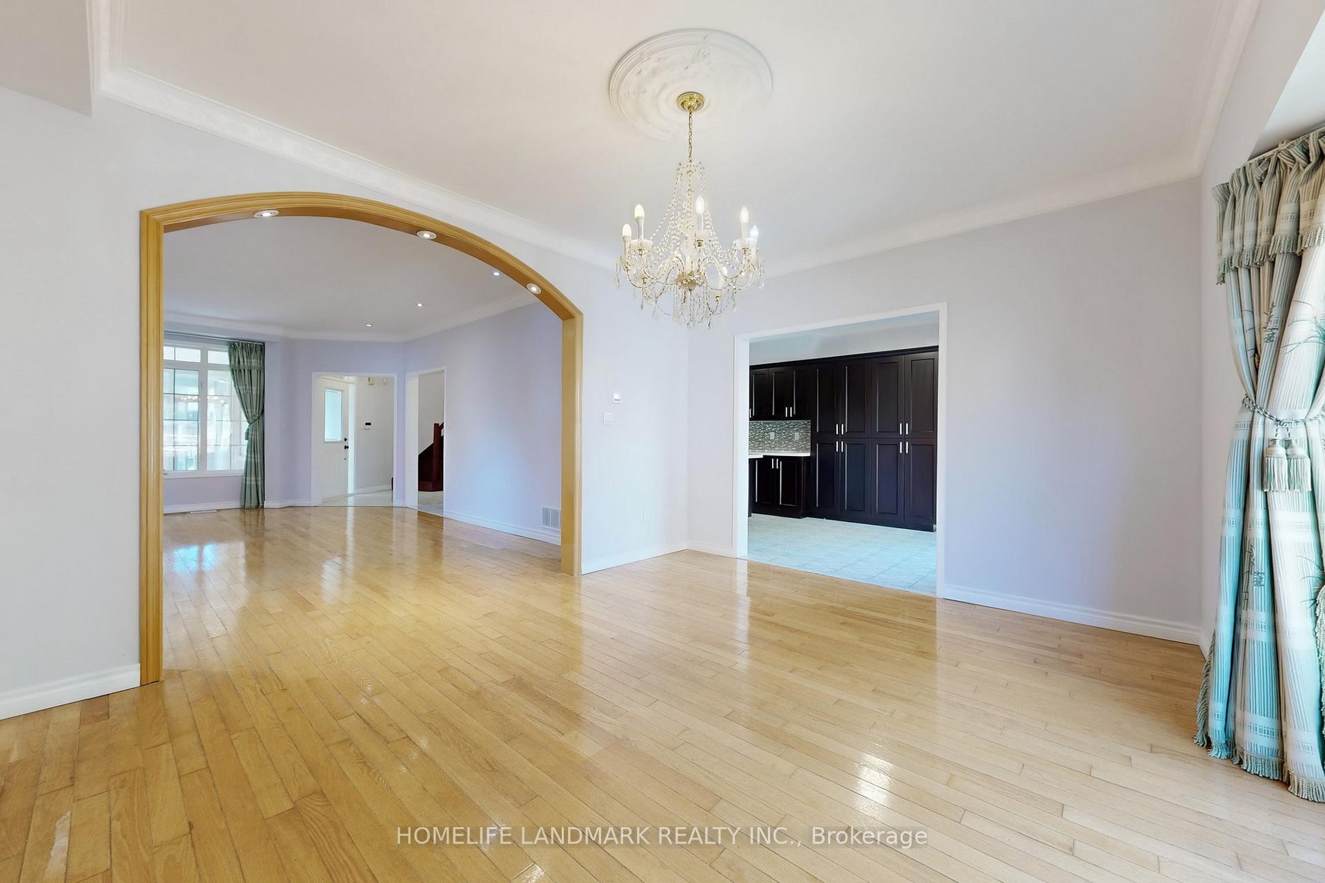 Photo 11 of 62 Elmrill Road, Markham, Berczy — HOMEH