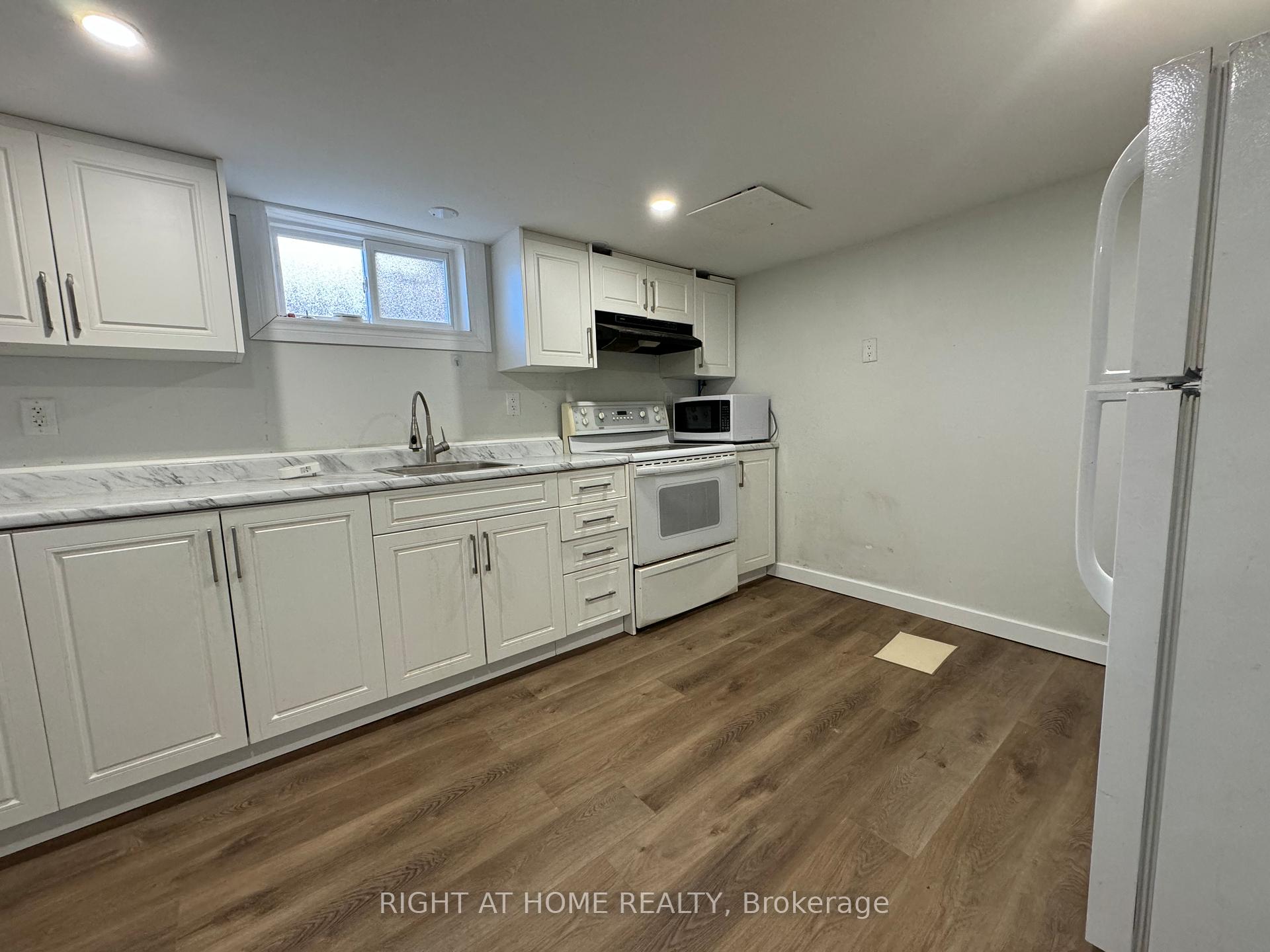 Photo 6 of Unit LOWER, 950 Queens Boulevard, Kitchener, St. Marys Hospital — HOMEH