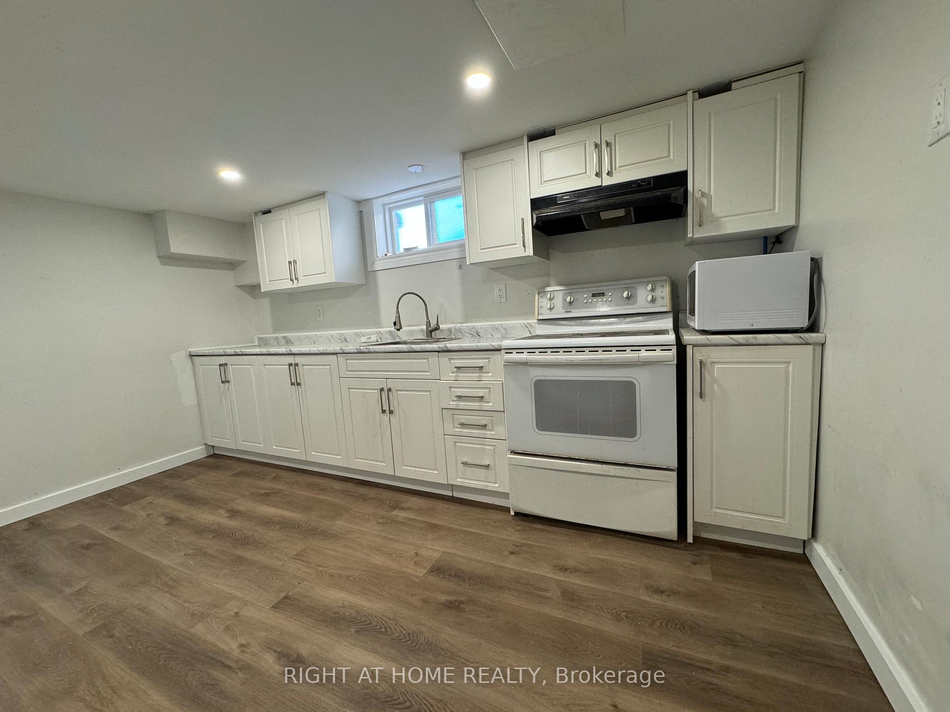 Photo 7 of Unit LOWER, 950 Queens Boulevard, Kitchener, St. Marys Hospital — HOMEH