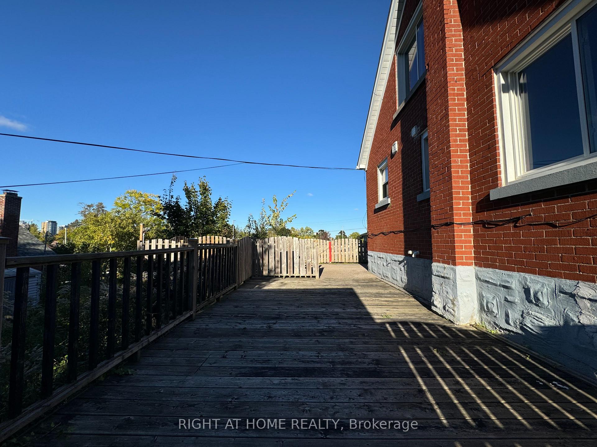 Photo 22 of Unit LOWER, 950 Queens Boulevard, Kitchener, St. Marys Hospital — HOMEH