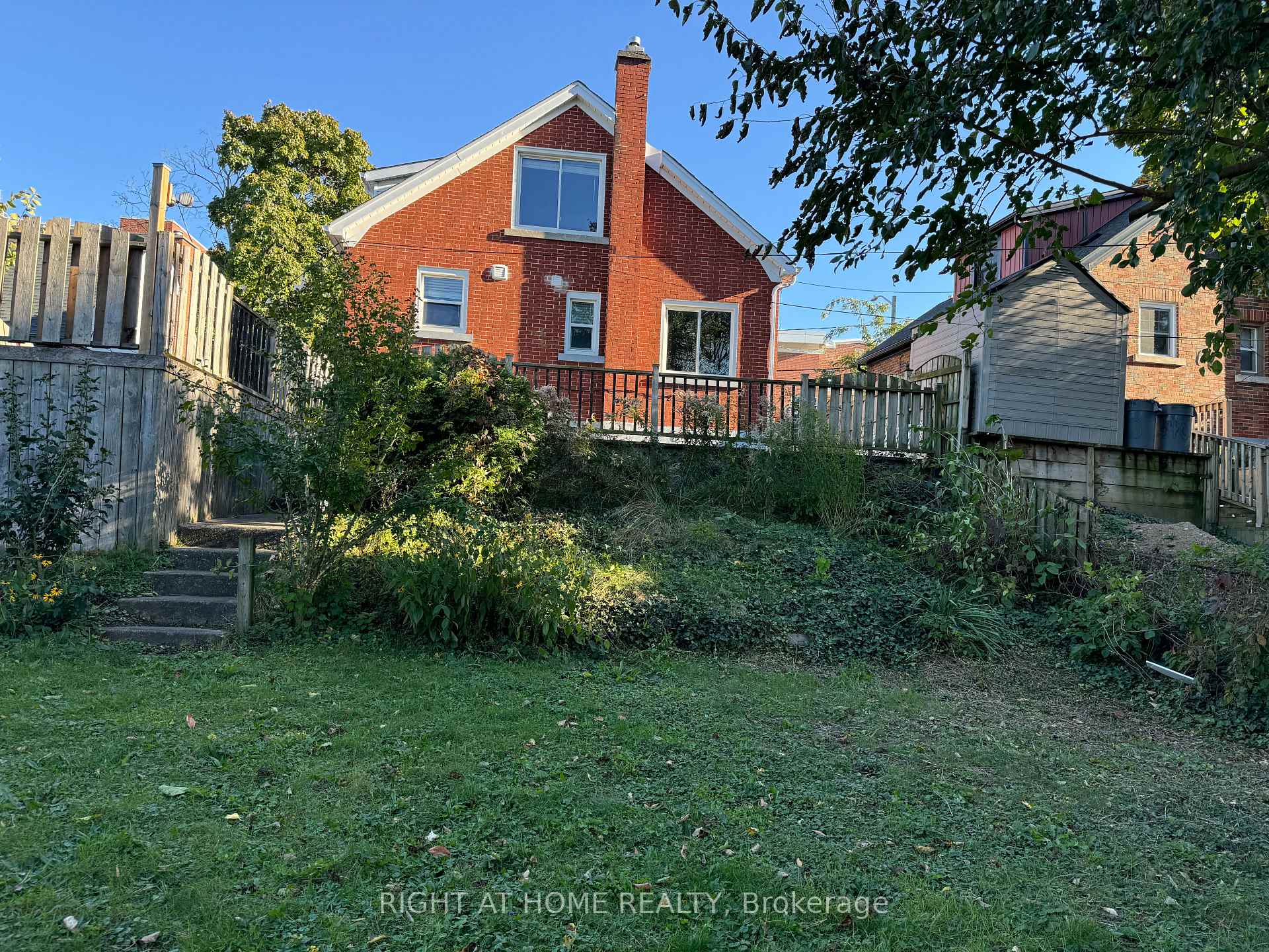 Photo 24 of Unit LOWER, 950 Queens Boulevard, Kitchener, St. Marys Hospital — HOMEH