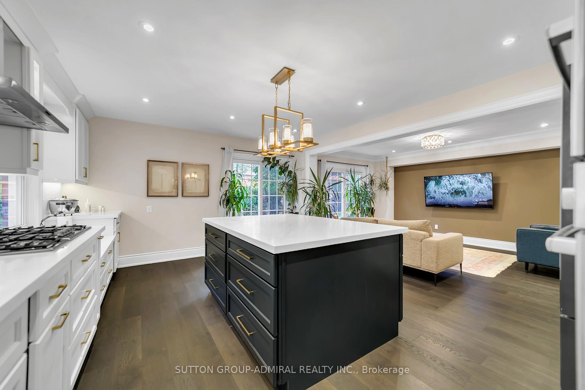 Photo 14 of 9 Elspeth Place, Markham, Grandview — HOMEH
