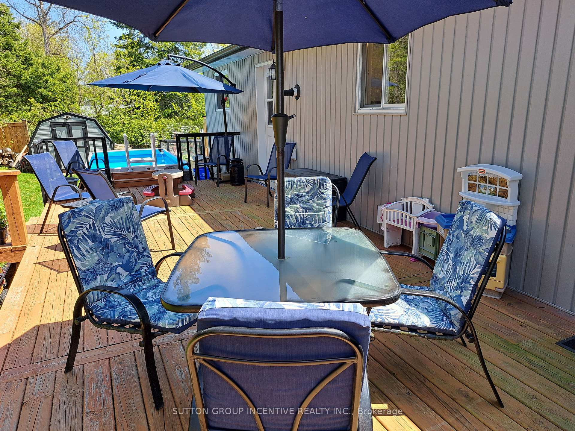 Photo 4 of 756 Roberts Road, Innisfil, Alcona — HOMEH