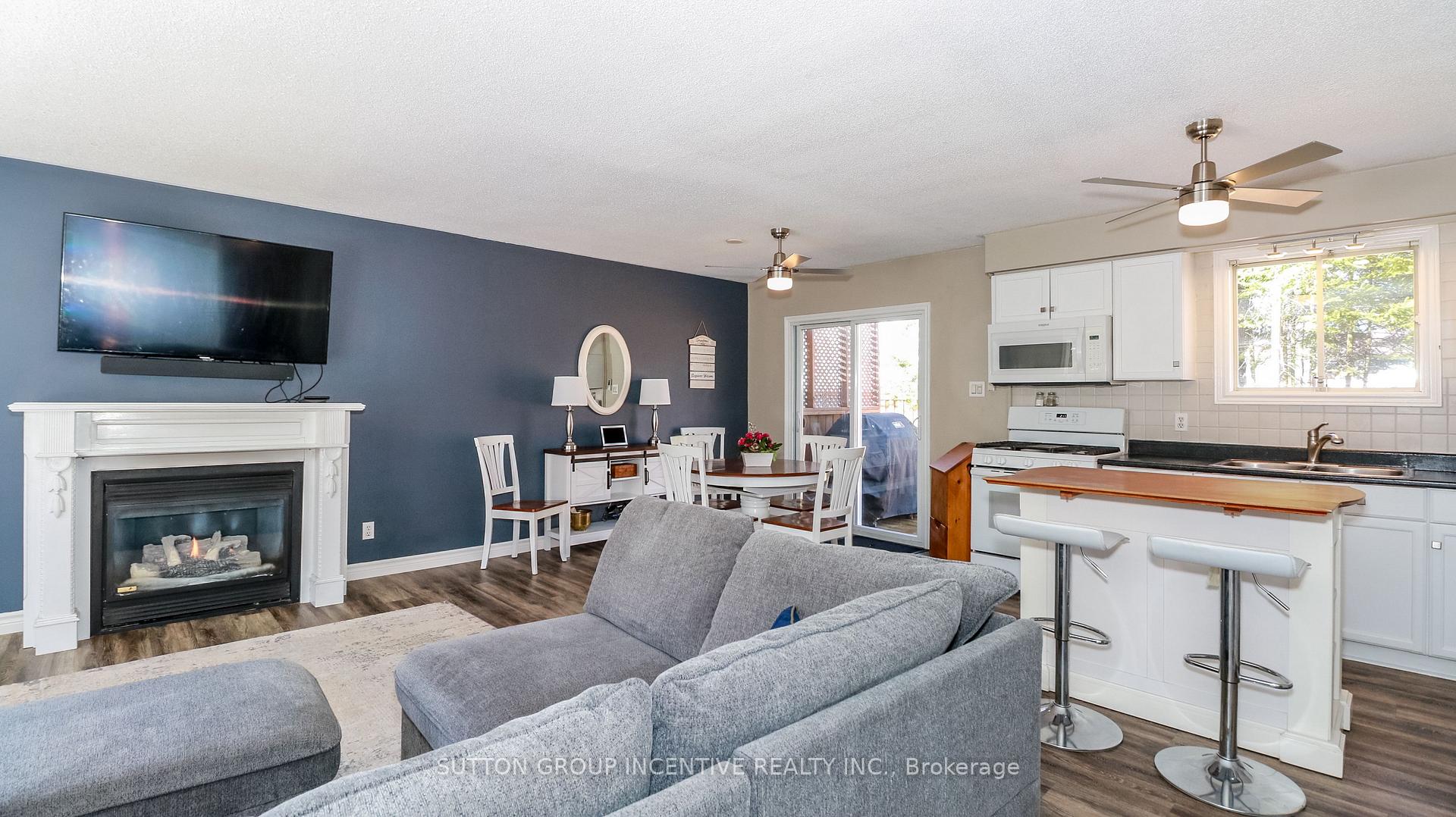 Photo 5 of 756 Roberts Road, Innisfil, Alcona — HOMEH