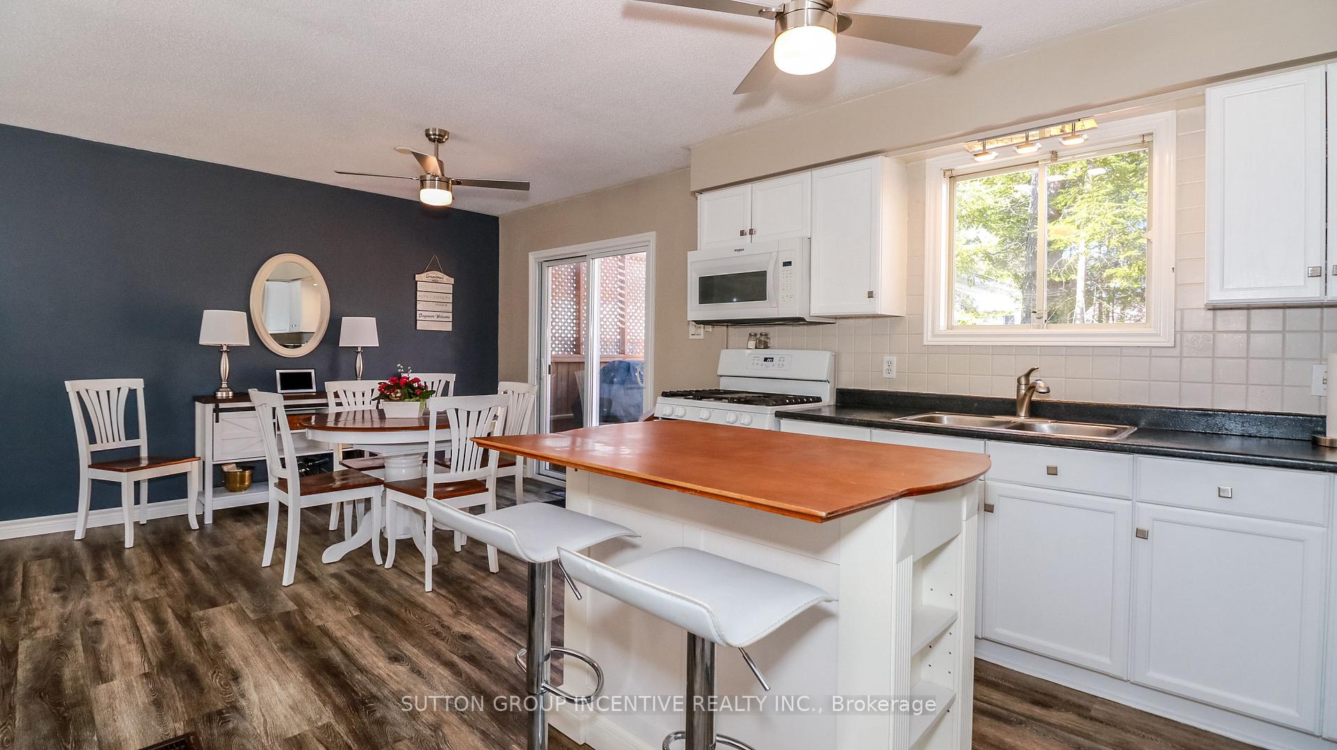 Photo 9 of 756 Roberts Road, Innisfil, Alcona — HOMEH