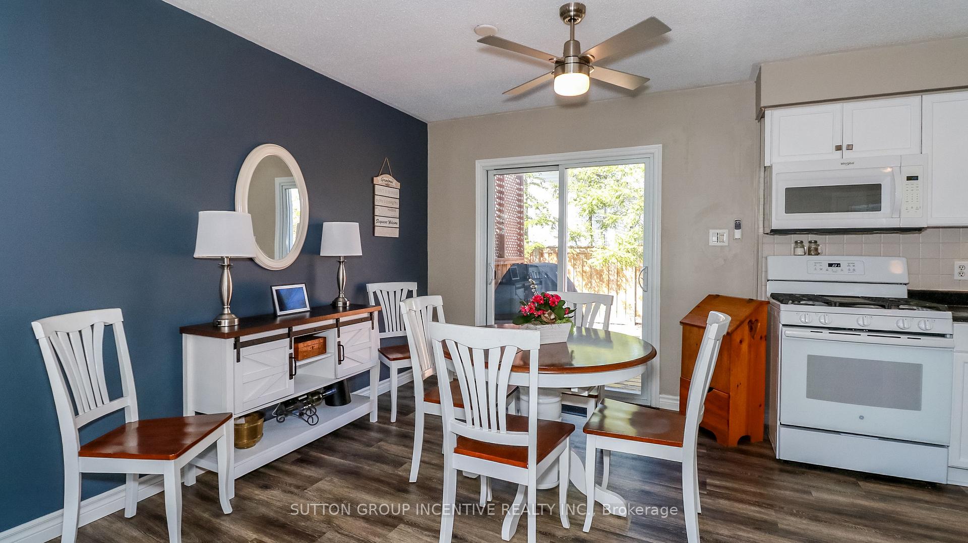Photo 10 of 756 Roberts Road, Innisfil, Alcona — HOMEH