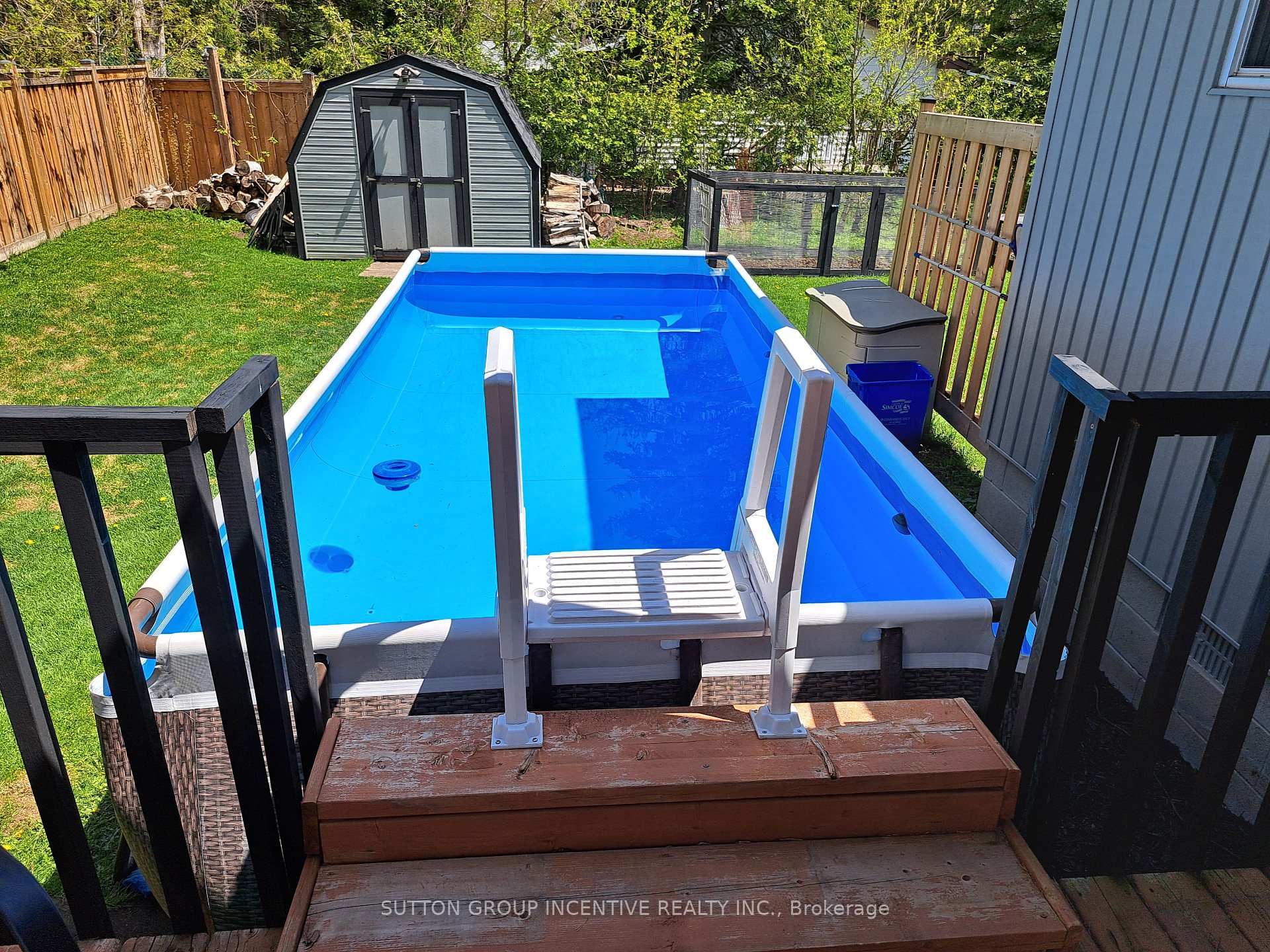 Photo 21 of 756 Roberts Road, Innisfil, Alcona — HOMEH