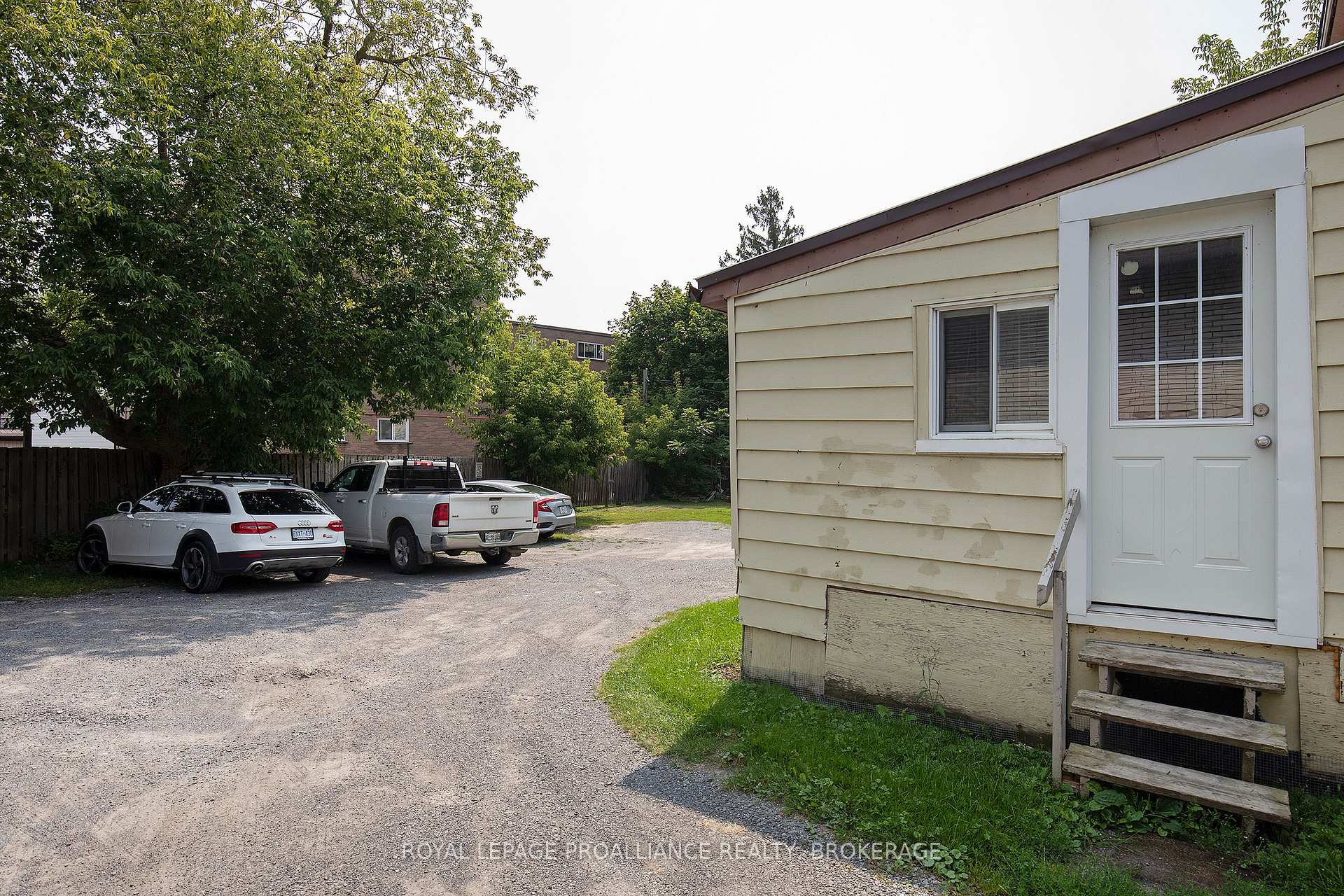Photo 7 of 251 Division Street, Kingston, East of Sir John A. Blvd — HOMEH
