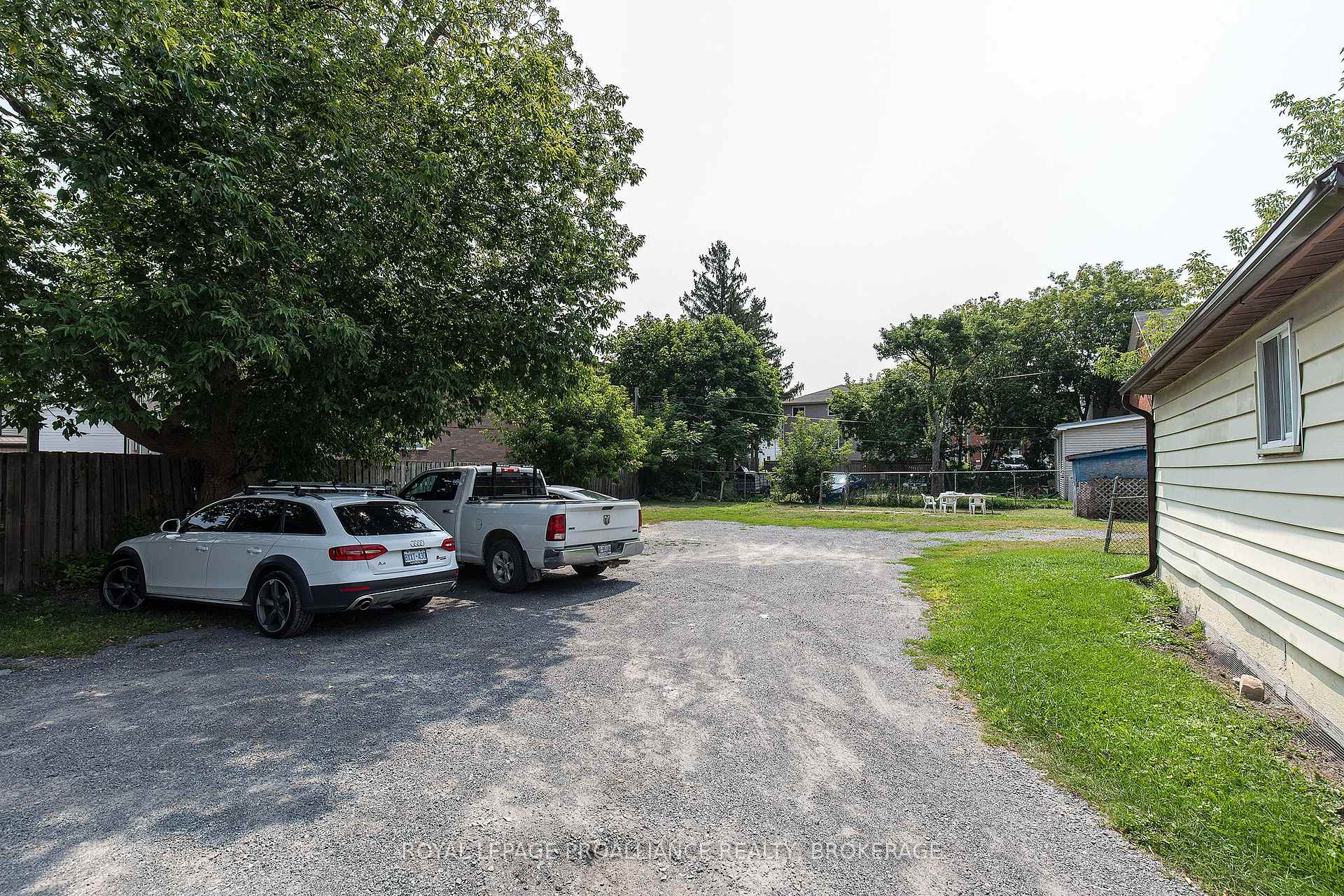 Photo 8 of 251 Division Street, Kingston, East of Sir John A. Blvd — HOMEH
