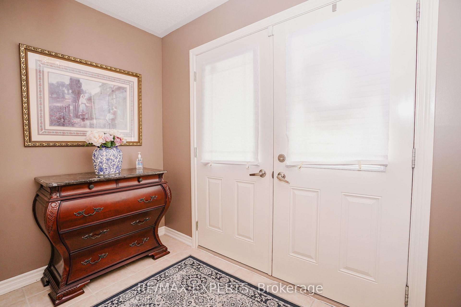 Photo 2 of 1202 Lowrie Street, Innisfil, Alcona — HOMEH