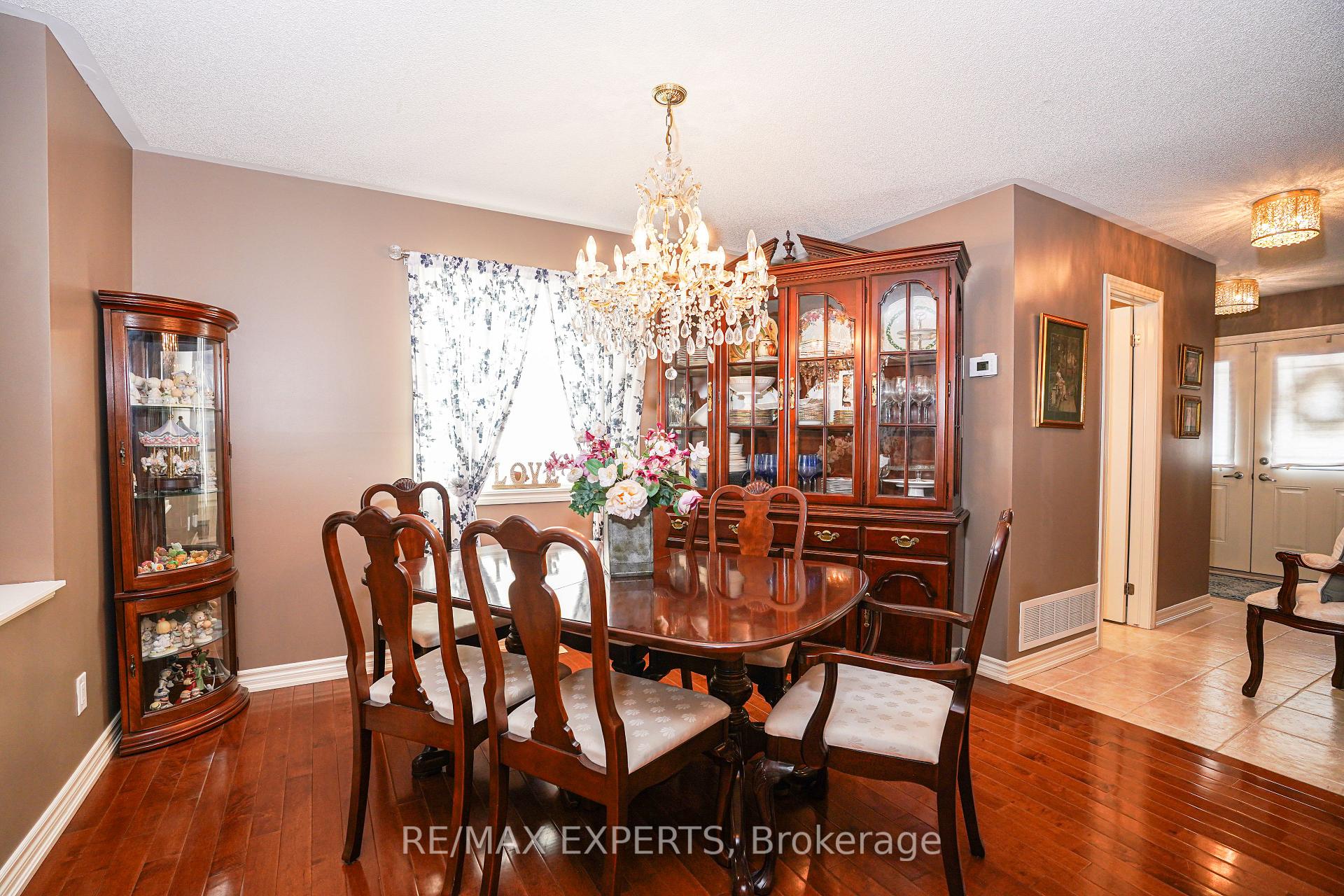 Photo 7 of 1202 Lowrie Street, Innisfil, Alcona — HOMEH