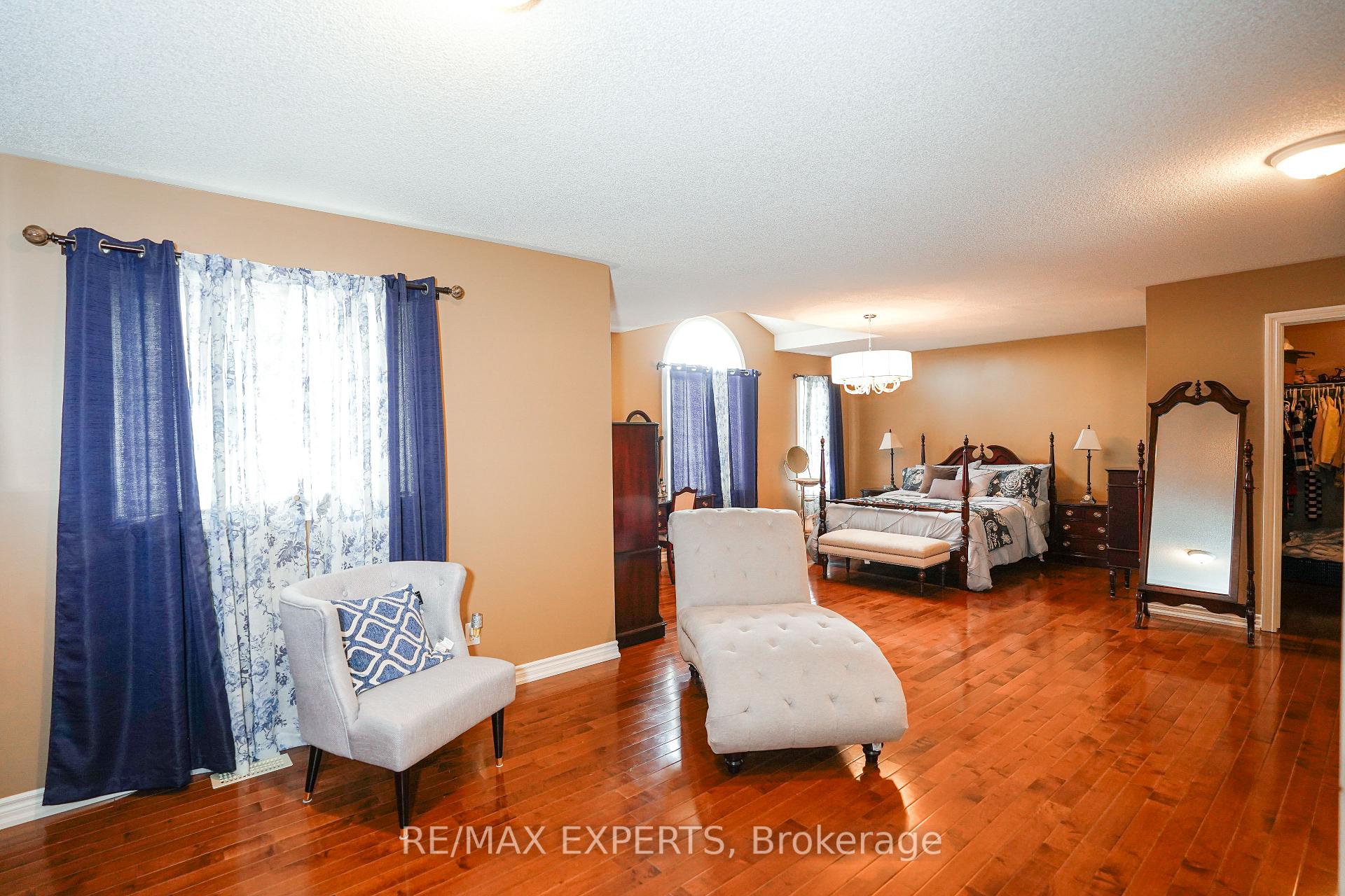 Photo 21 of 1202 Lowrie Street, Innisfil, Alcona — HOMEH
