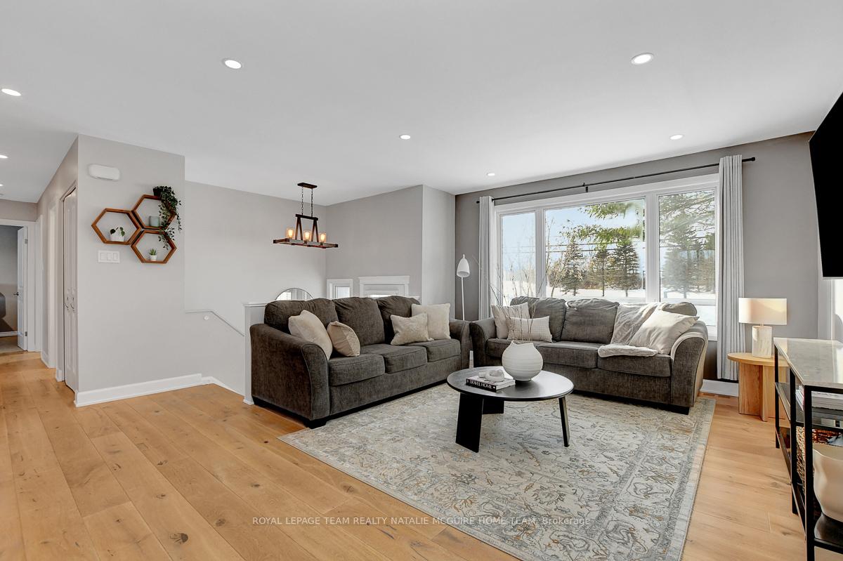 Photo 5 of 6497 Rideau Valley Drive N, Ottawa, Manotick South to Roger Stevens — HOMEH