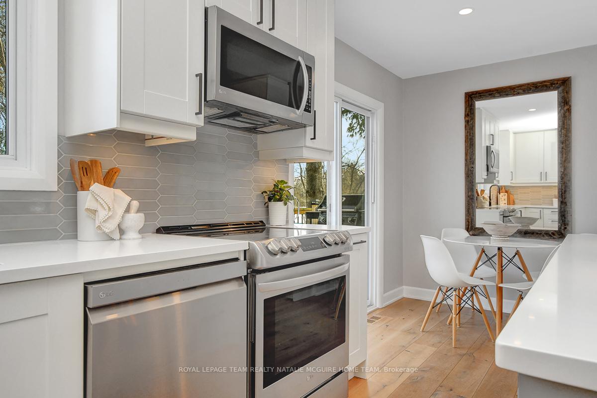Photo 11 of 6497 Rideau Valley Drive N, Ottawa, Manotick South to Roger Stevens — HOMEH