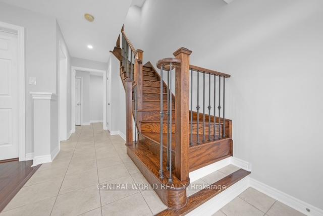 Photo 7 of 2928 Elgin Mills Road E, Markham, Victoria Square — HOMEH